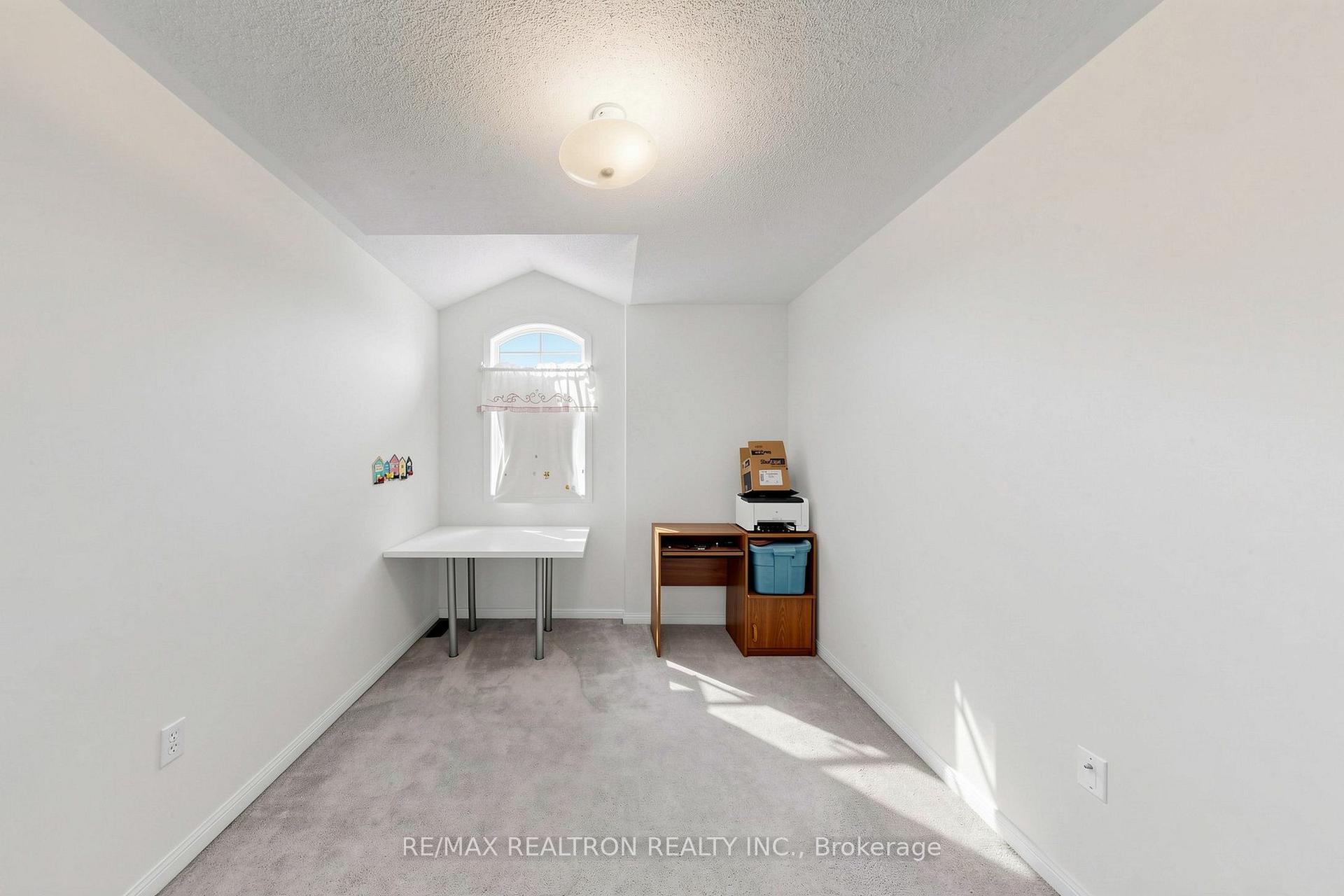 Photo 32 of 51 Pinecrest Street, Markham, Wismer — HOMEH