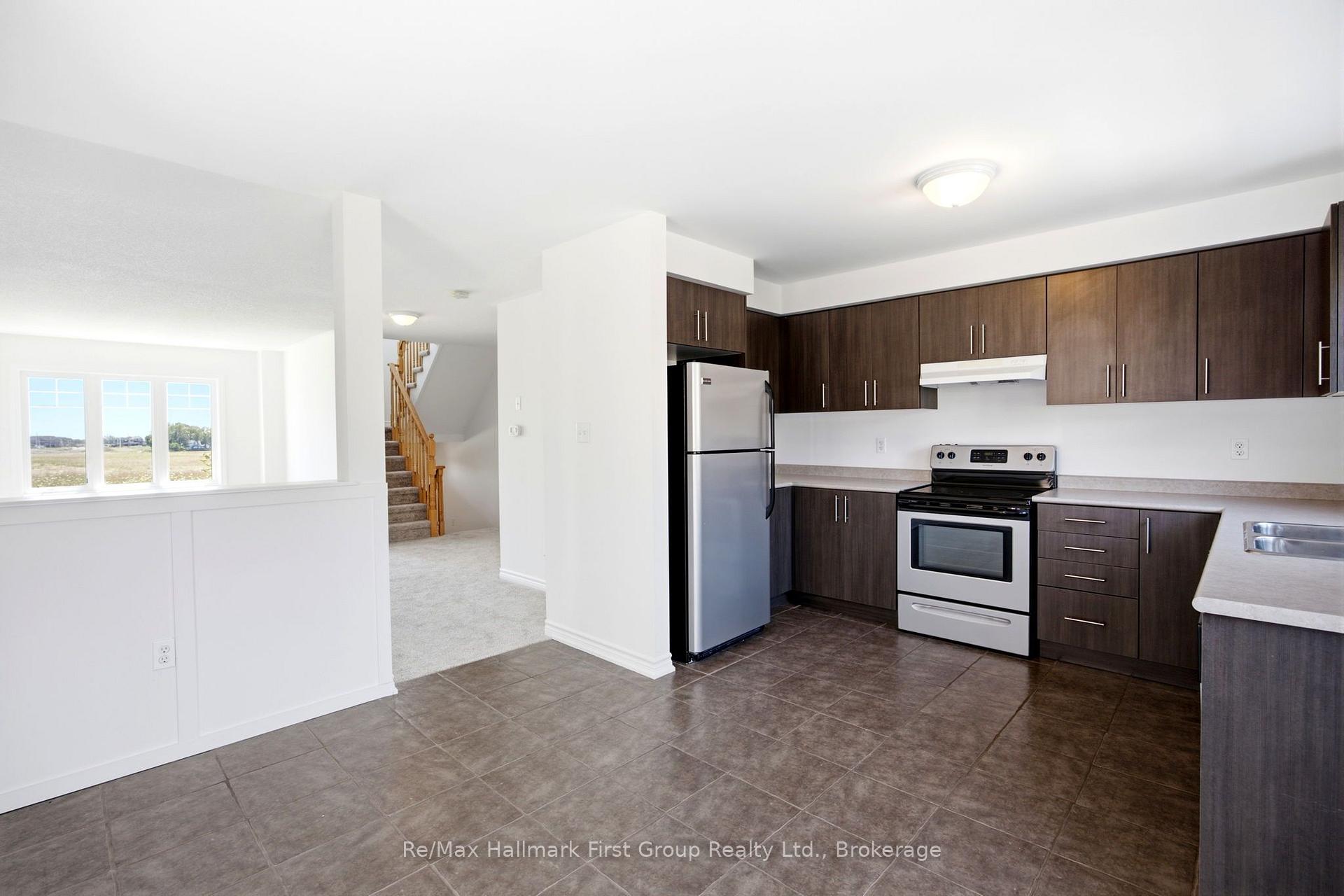 Photo 20 of 474 Meadowglade Road, Clarington, Courtice — HOMEH
