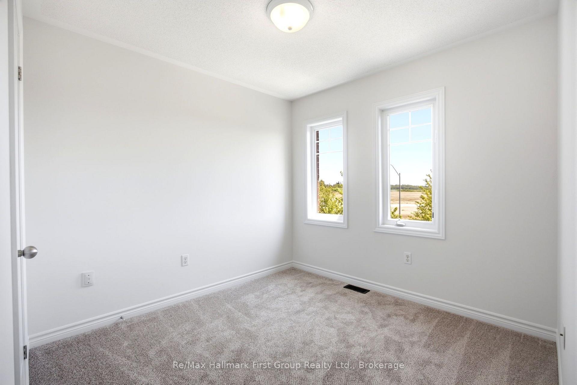 Photo 34 of 474 Meadowglade Road, Clarington, Courtice — HOMEH