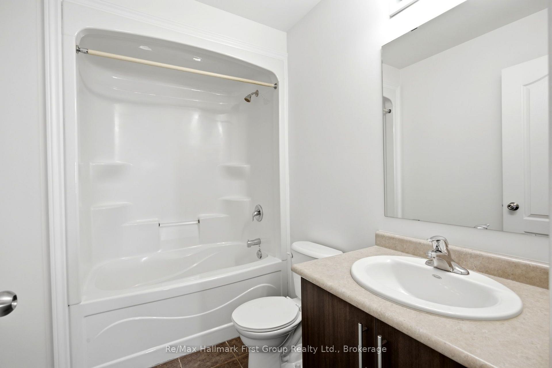 Photo 38 of 474 Meadowglade Road, Clarington, Courtice — HOMEH