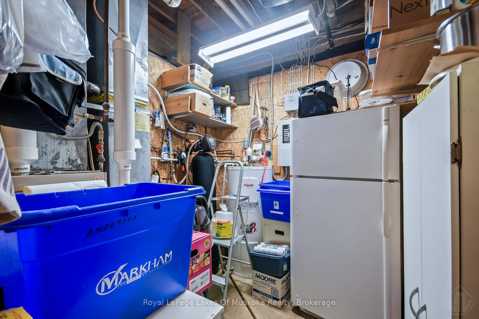 Photo 10 of 1009 Andersen Road, Bracebridge, Draper — HOMEH