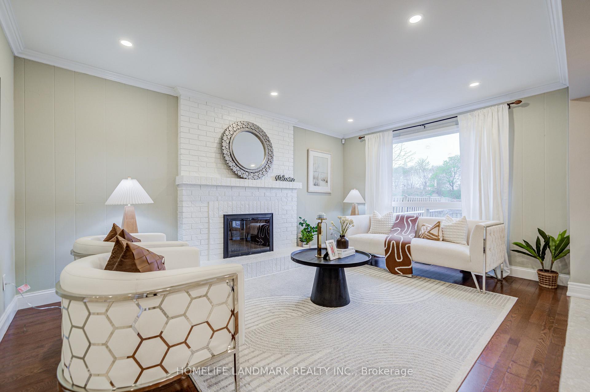 Photo 9 of 2105 Folkway Drive, Mississauga, Erin Mills — HOMEH