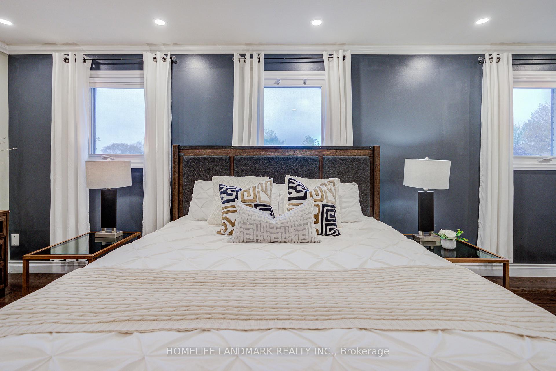 Photo 19 of 2105 Folkway Drive, Mississauga, Erin Mills — HOMEH
