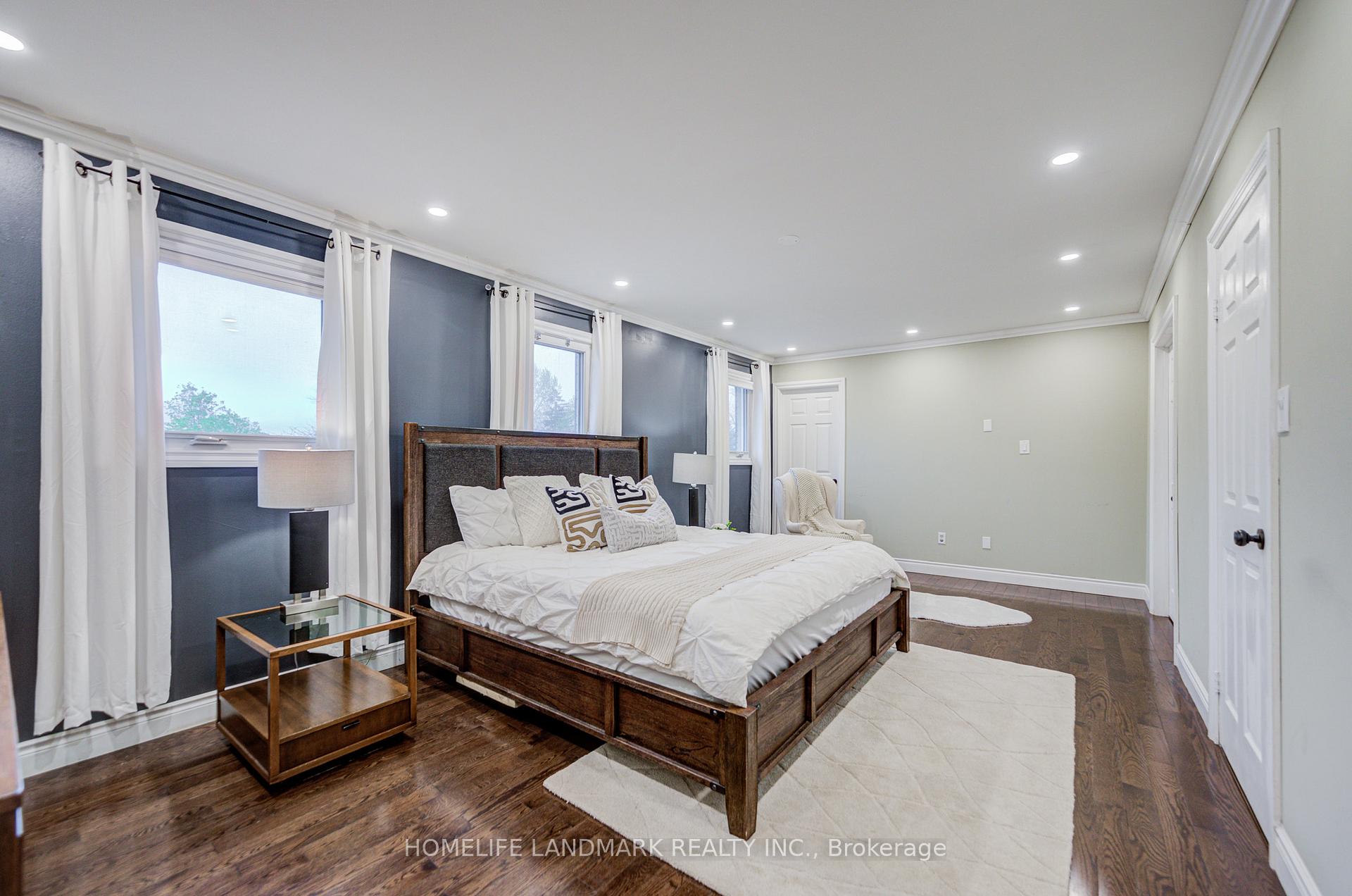 Photo 21 of 2105 Folkway Drive, Mississauga, Erin Mills — HOMEH