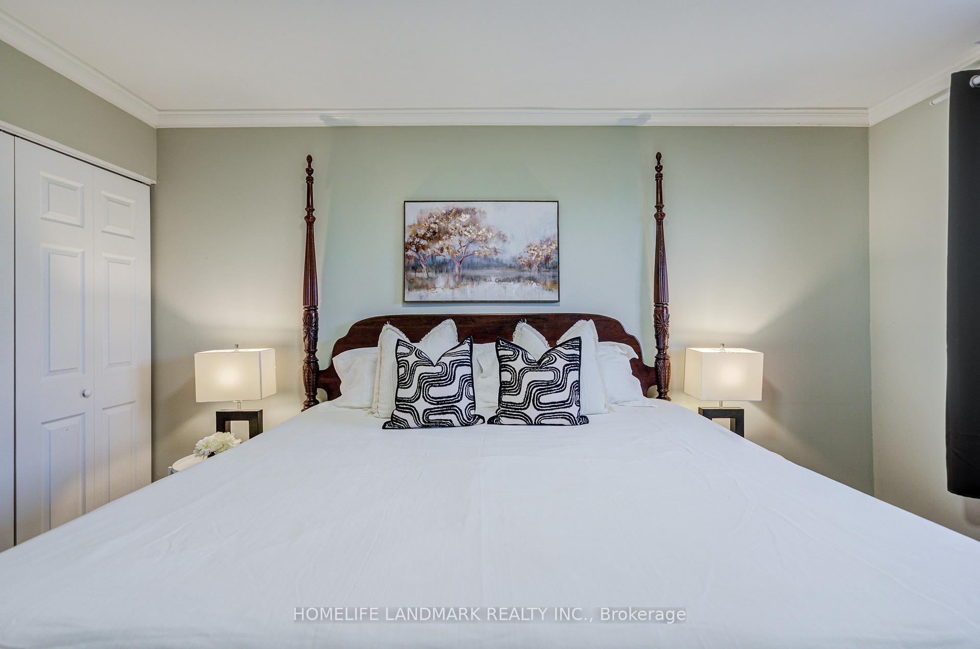 Photo 26 of 2105 Folkway Drive, Mississauga, Erin Mills — HOMEH