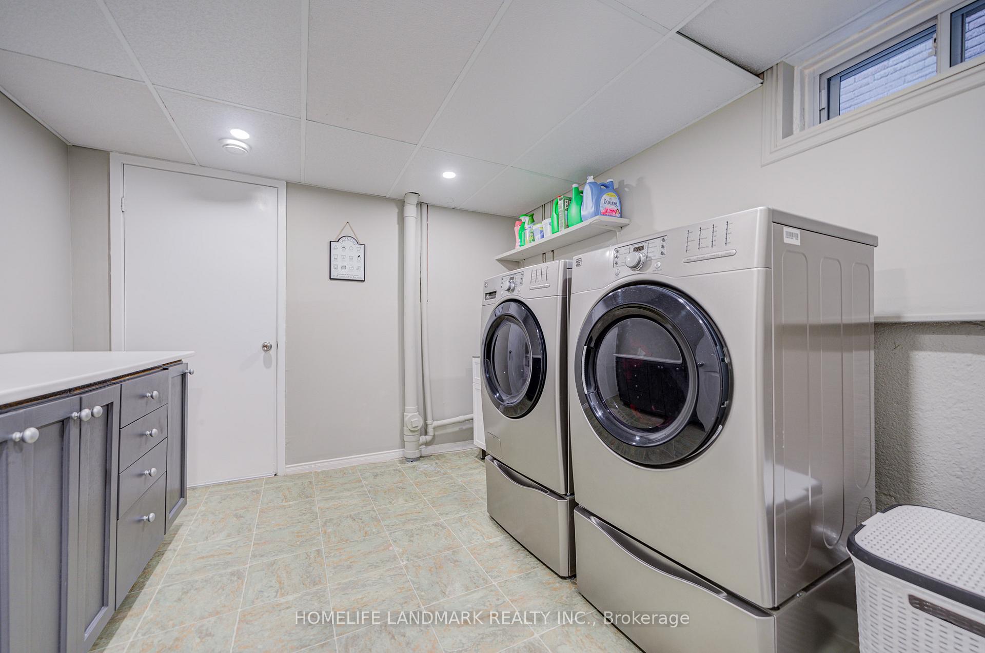 Photo 29 of 2105 Folkway Drive, Mississauga, Erin Mills — HOMEH