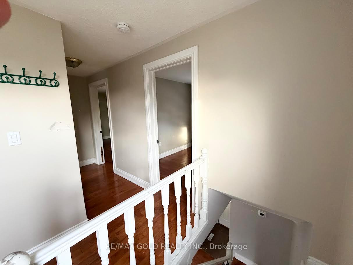 Photo 6 of 52 Eldomar Avenue, Brampton, Brampton East — HOMEH