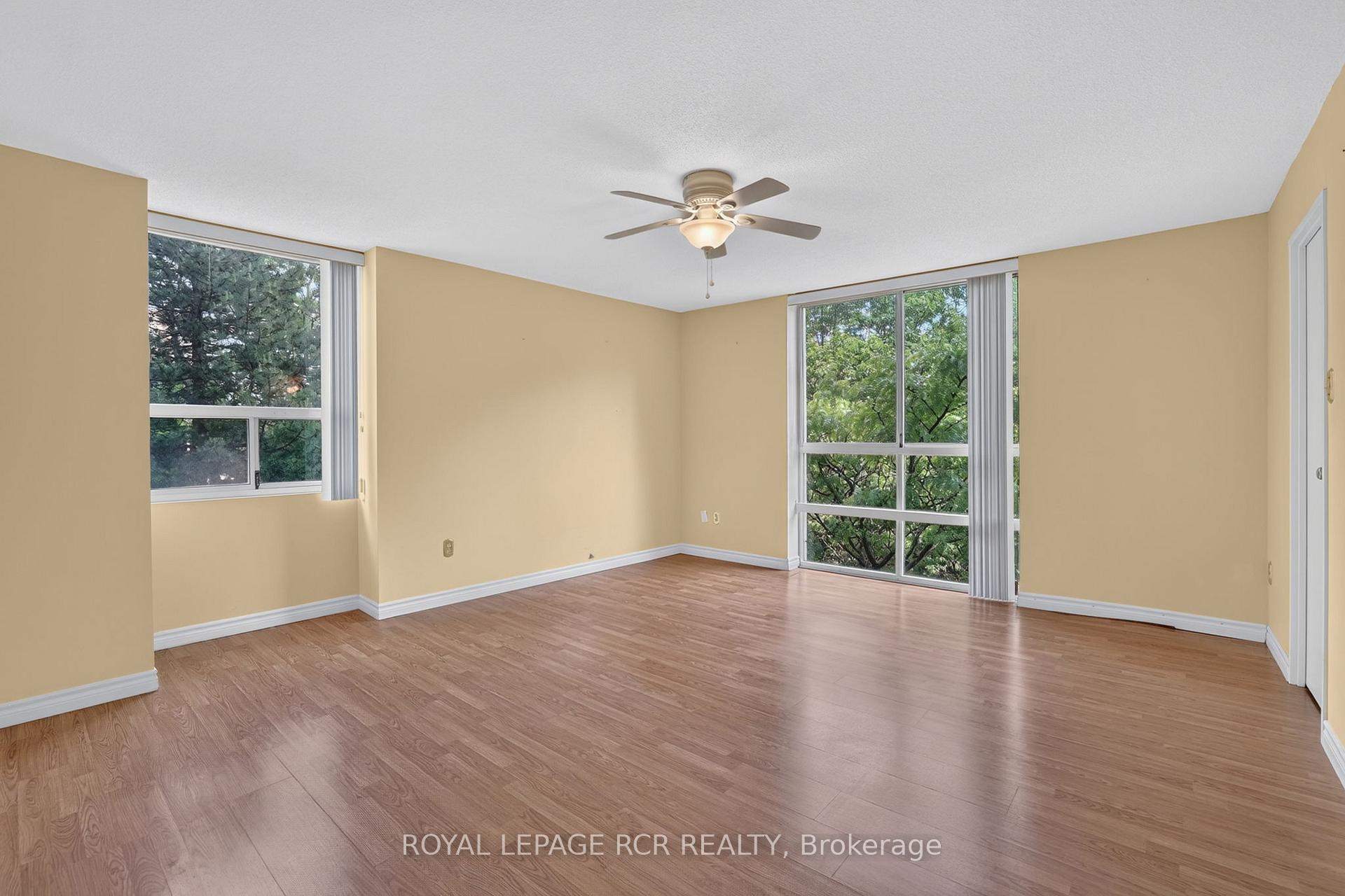 Photo 20 of Unit 303, 3650 Kaneff Crescent, Mississauga, Mississauga Valleys — HOMEH