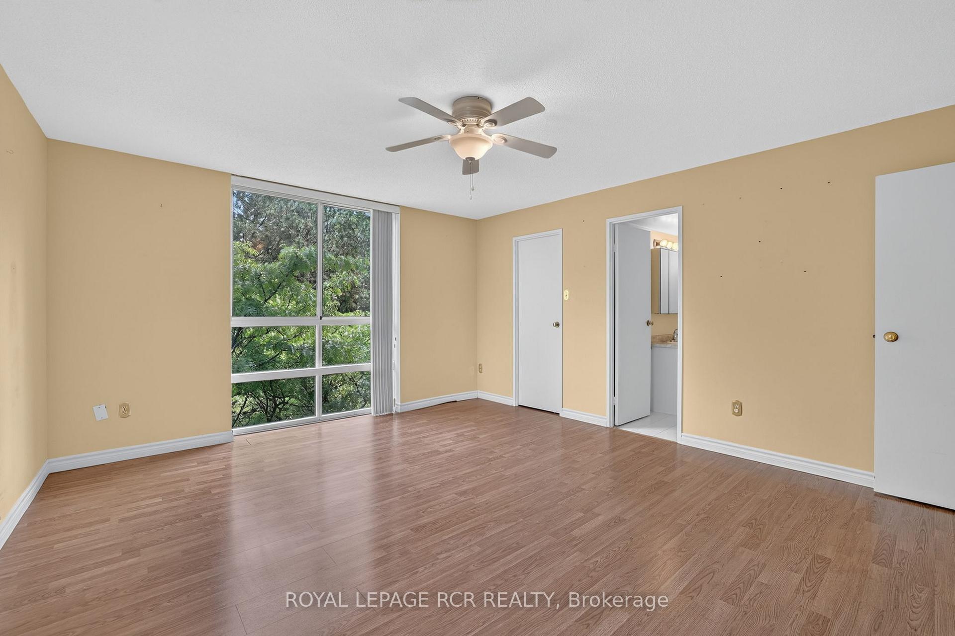 Photo 21 of Unit 303, 3650 Kaneff Crescent, Mississauga, Mississauga Valleys — HOMEH