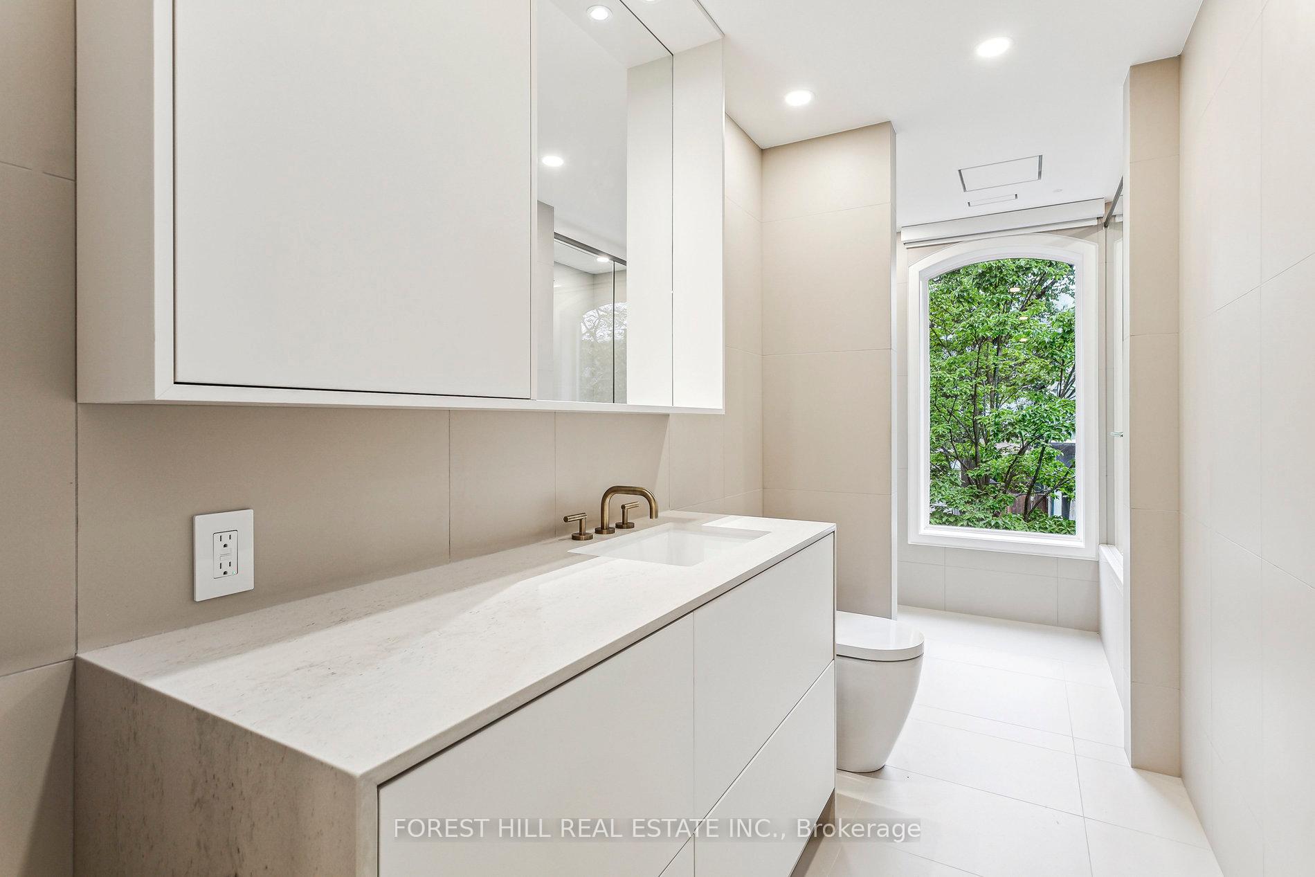 Photo 15 of 55 Hazelton Avenue, Toronto, The Annex — HOMEH