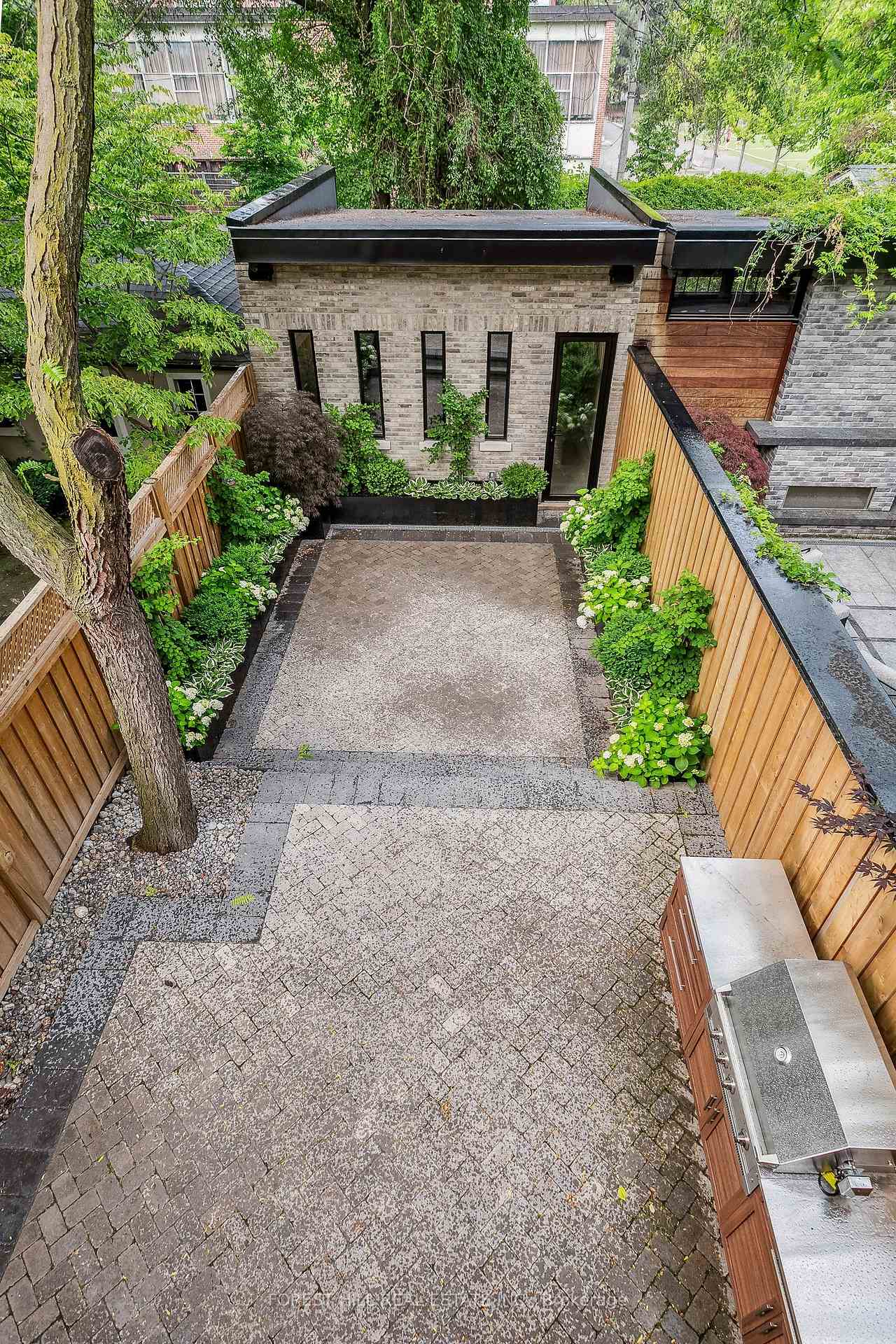 Photo 24 of 55 Hazelton Avenue, Toronto, The Annex — HOMEH