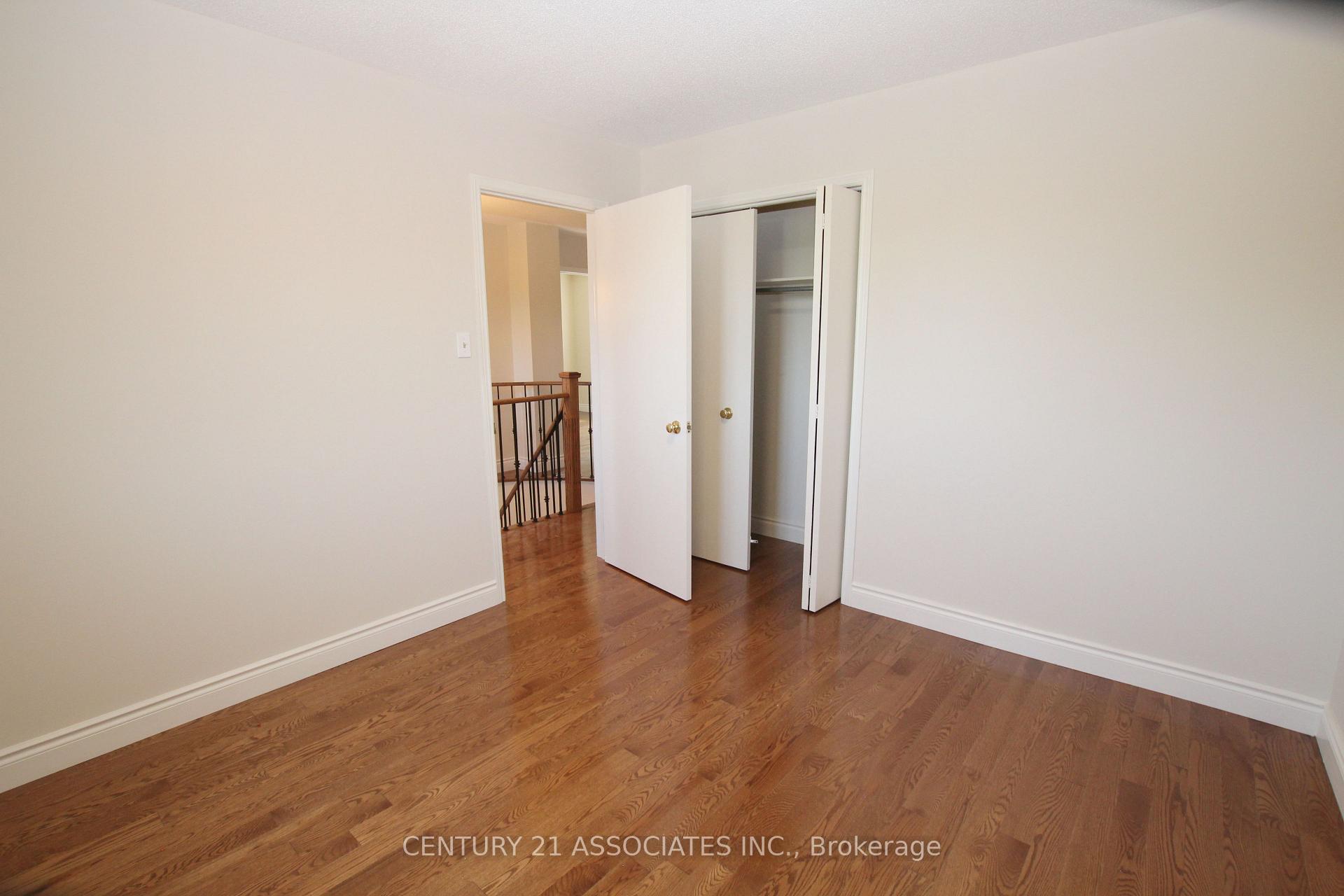 Photo 25 of 36 Bent Tree Court, Brampton, Fletcher's Creek South — HOMEH