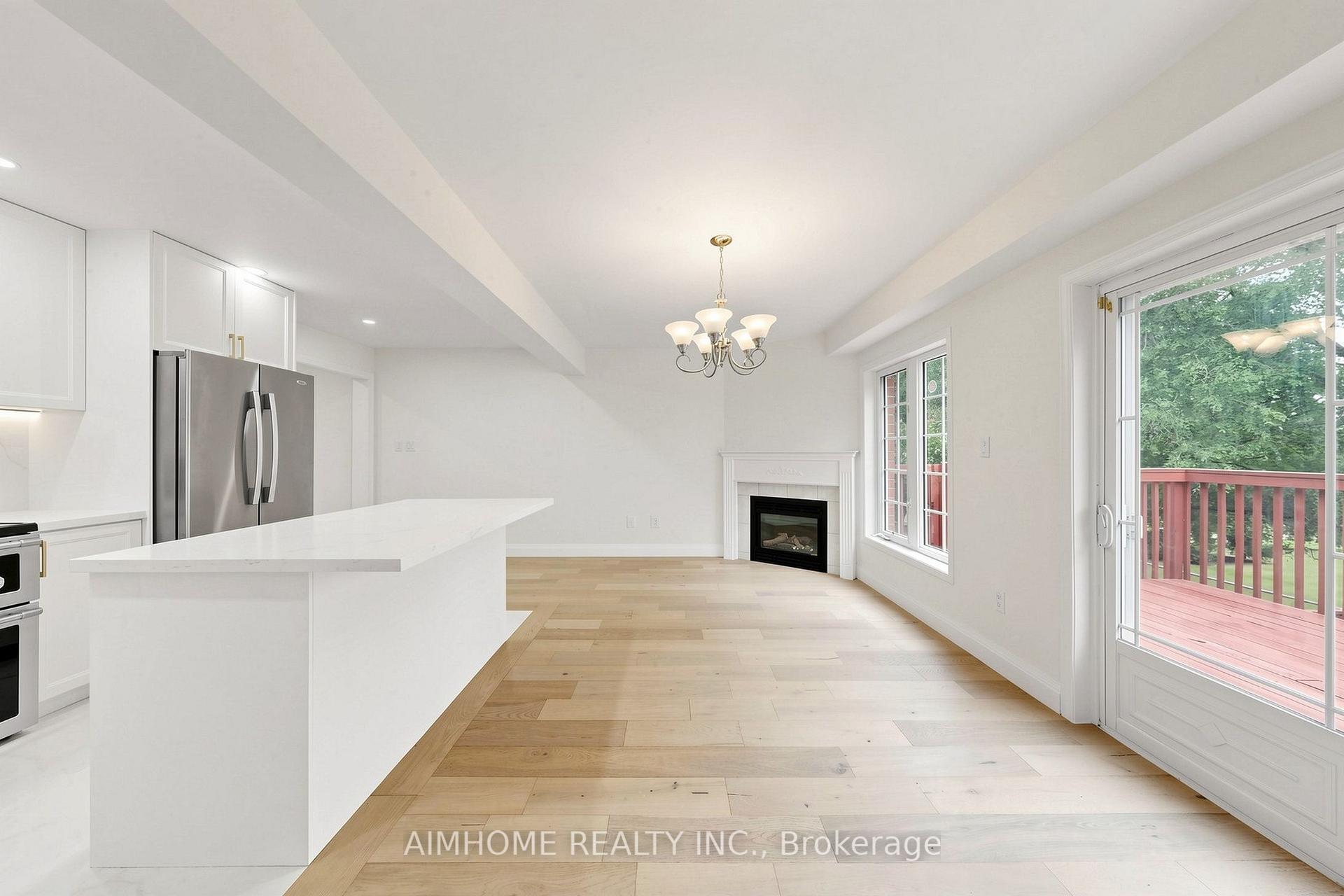 Photo 5 of 106 Highhill Drive, Scarborough, Tam O'Shanter-Sullivan — HOMEH