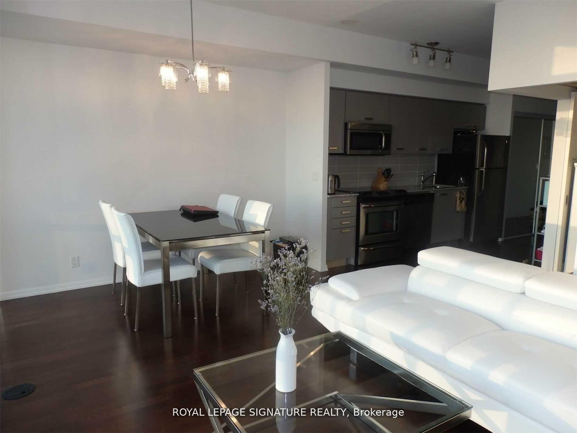 Photo 2 of Unit 2301, 832 Bay Street, Toronto, Bay Street Corridor — HOMEH