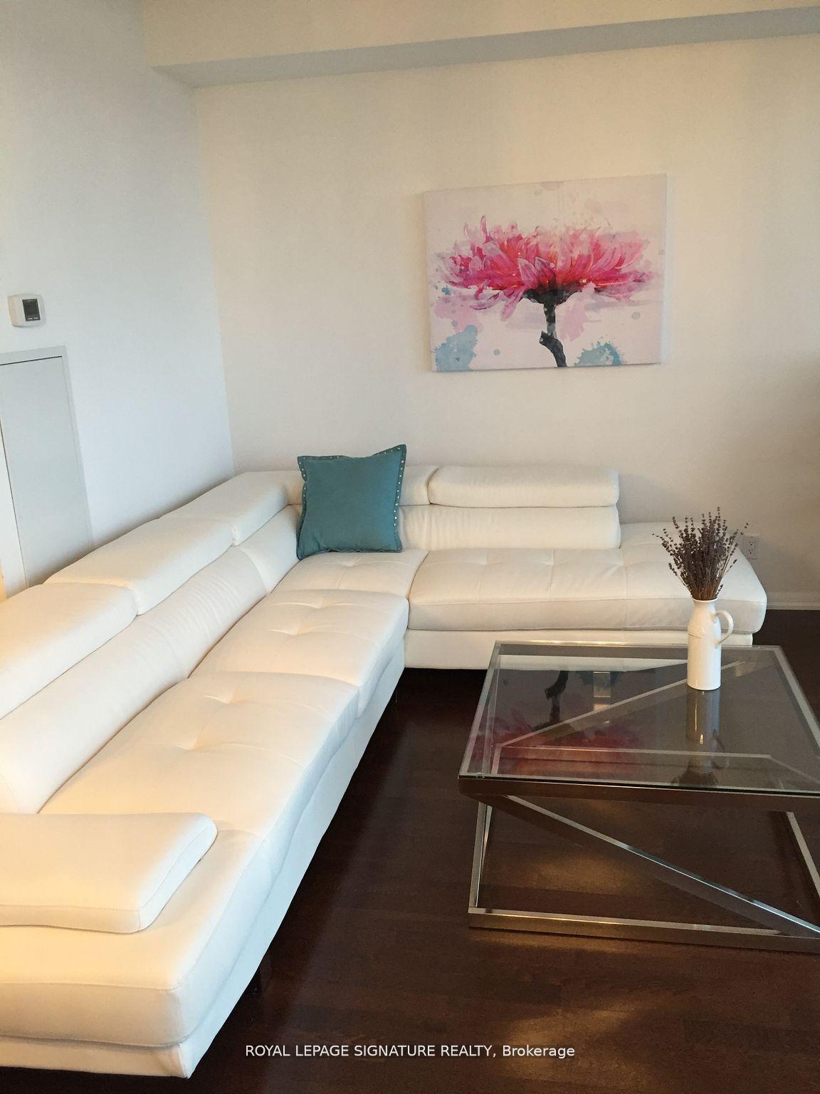 Photo 3 of Unit 2301, 832 Bay Street, Toronto, Bay Street Corridor — HOMEH