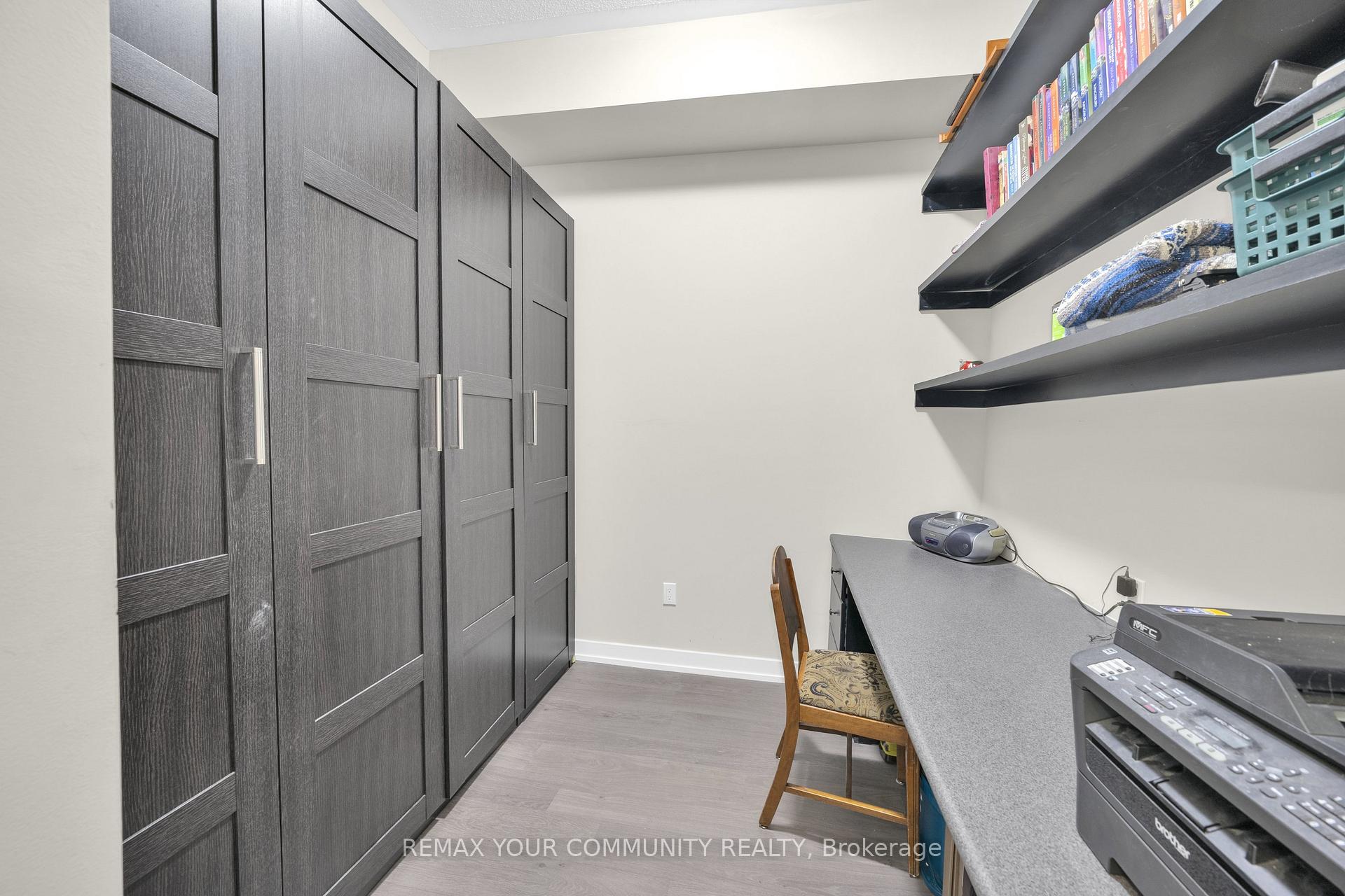 Photo 5 of Unit PH401, 555 William Graham Drive, Aurora, Rural Aurora — HOMEH