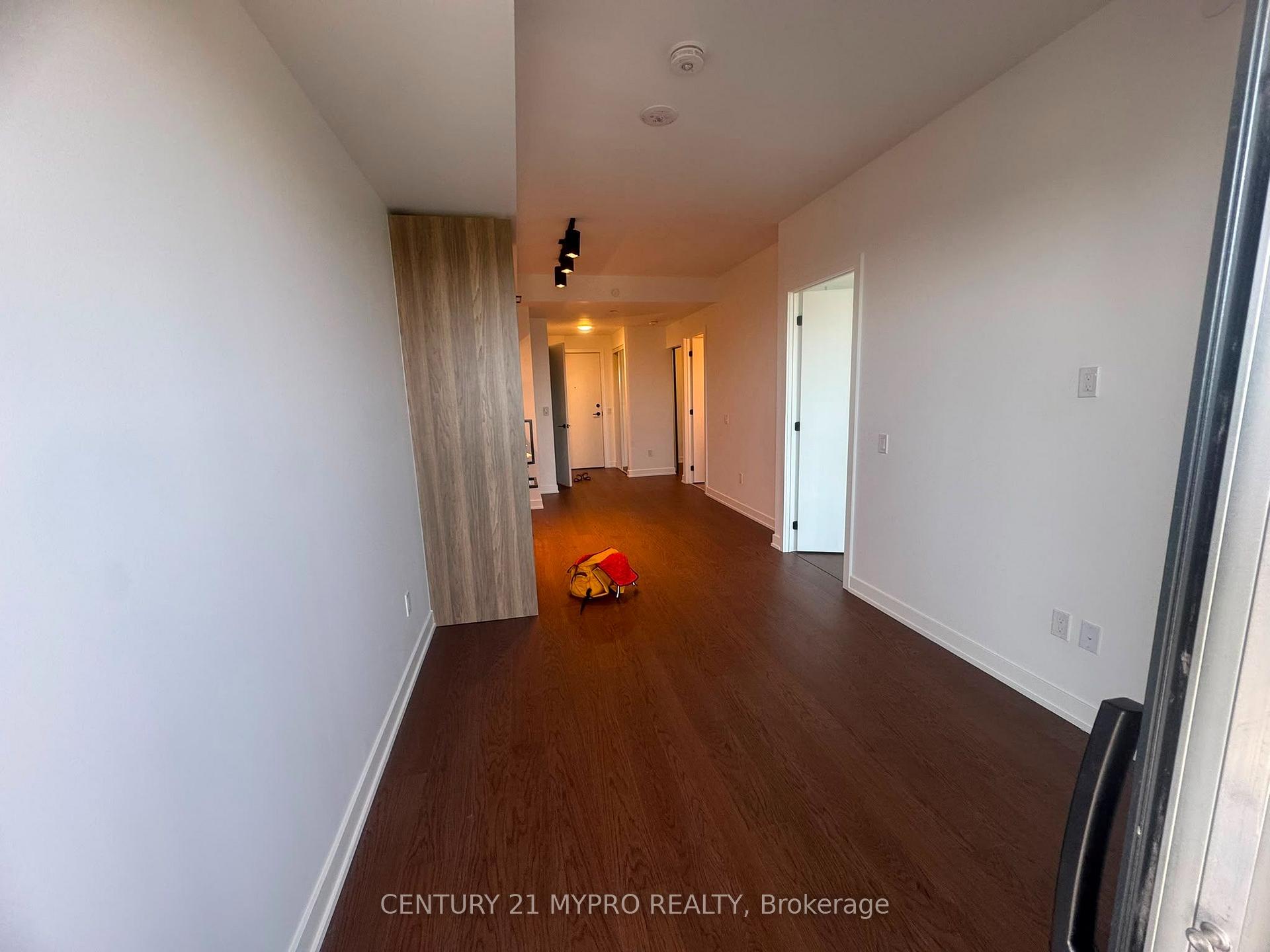 Photo 2 of Unit 1619, 89 Montclair Avenue, Toronto, Forest Hill South — HOMEH