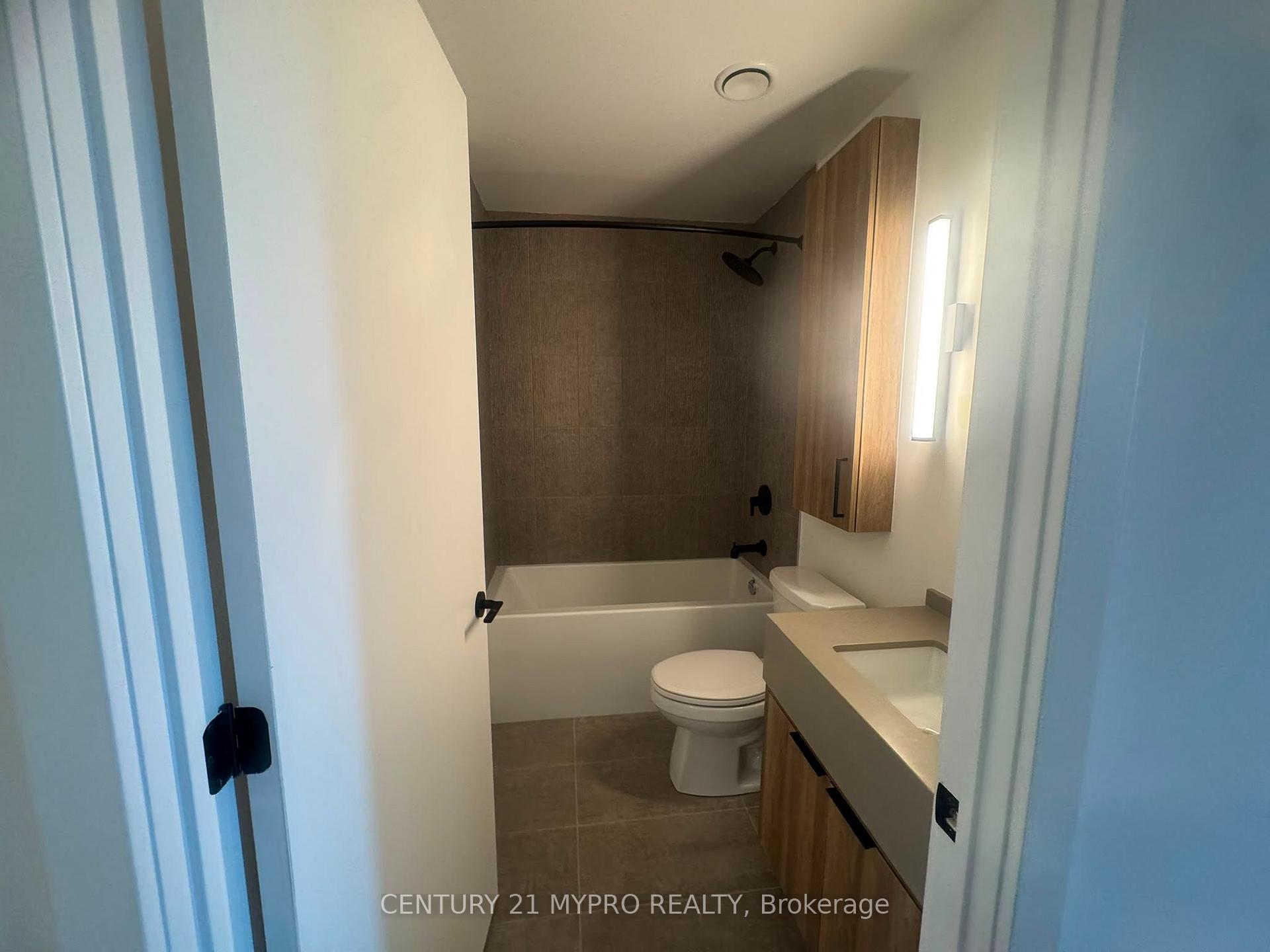 Photo 4 of Unit 1619, 89 Montclair Avenue, Toronto, Forest Hill South — HOMEH