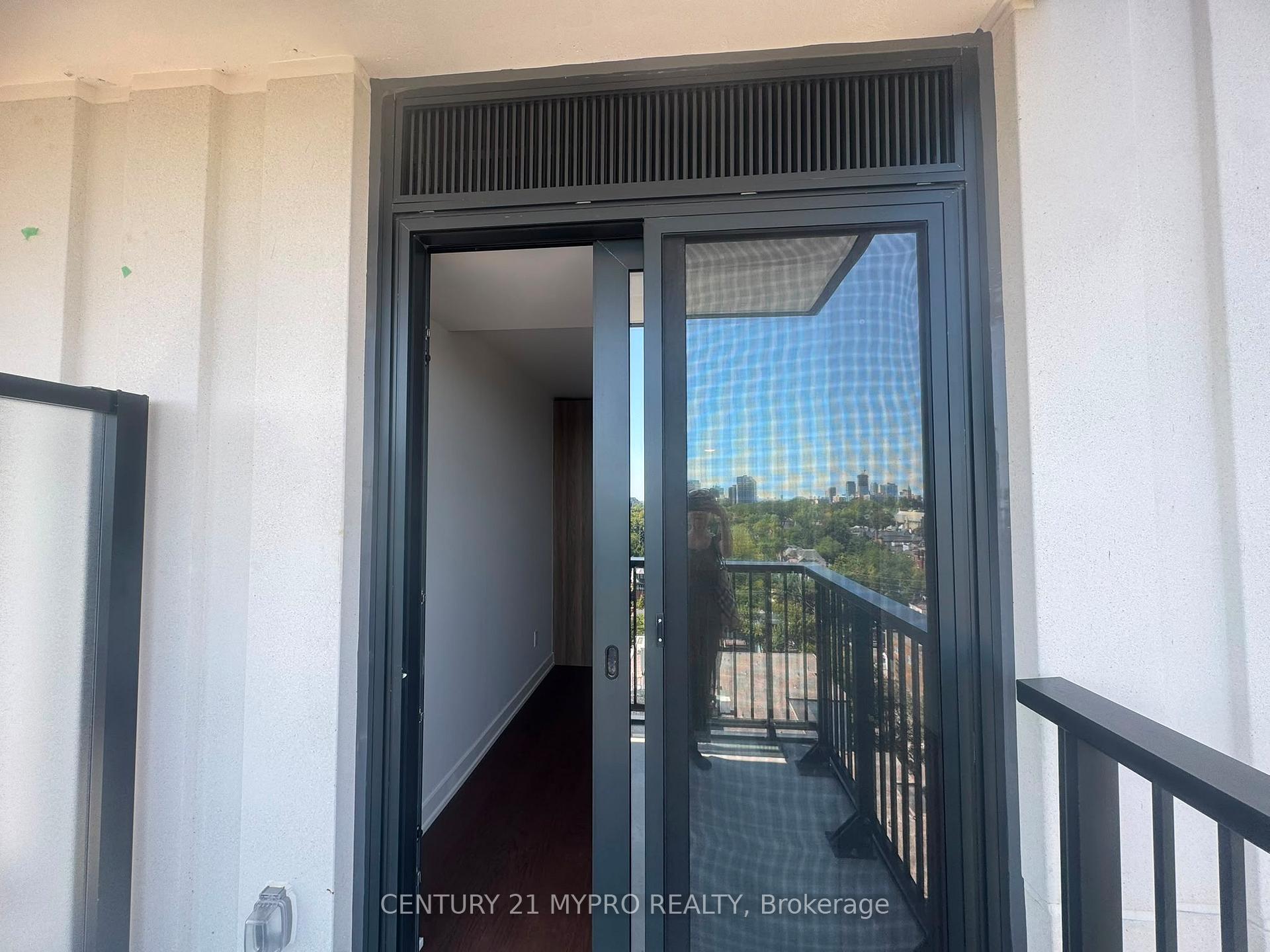Photo 9 of Unit 1619, 89 Montclair Avenue, Toronto, Forest Hill South — HOMEH