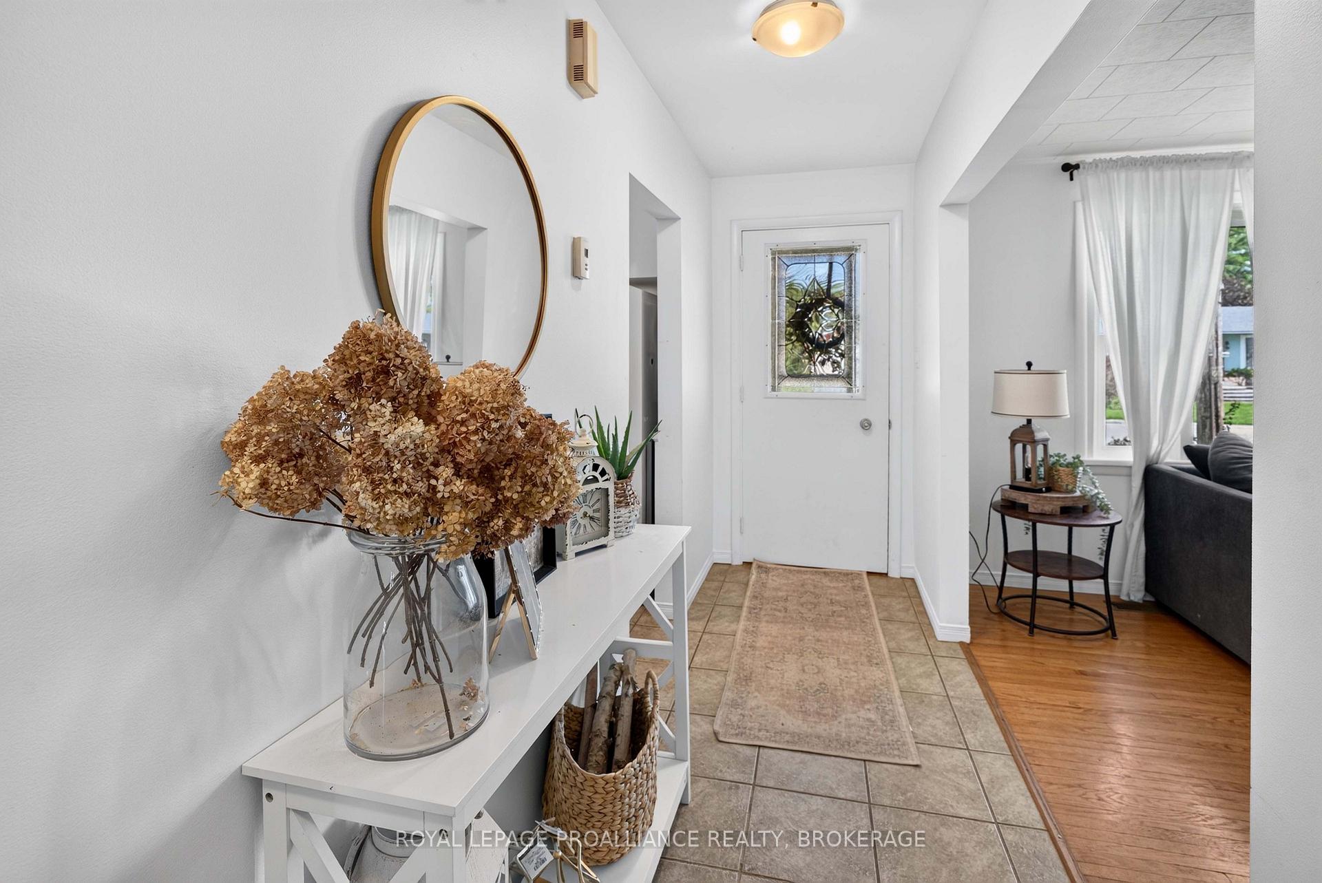 Photo 7 of 26 Mclean Boulevard, Perth, Perth — HOMEH