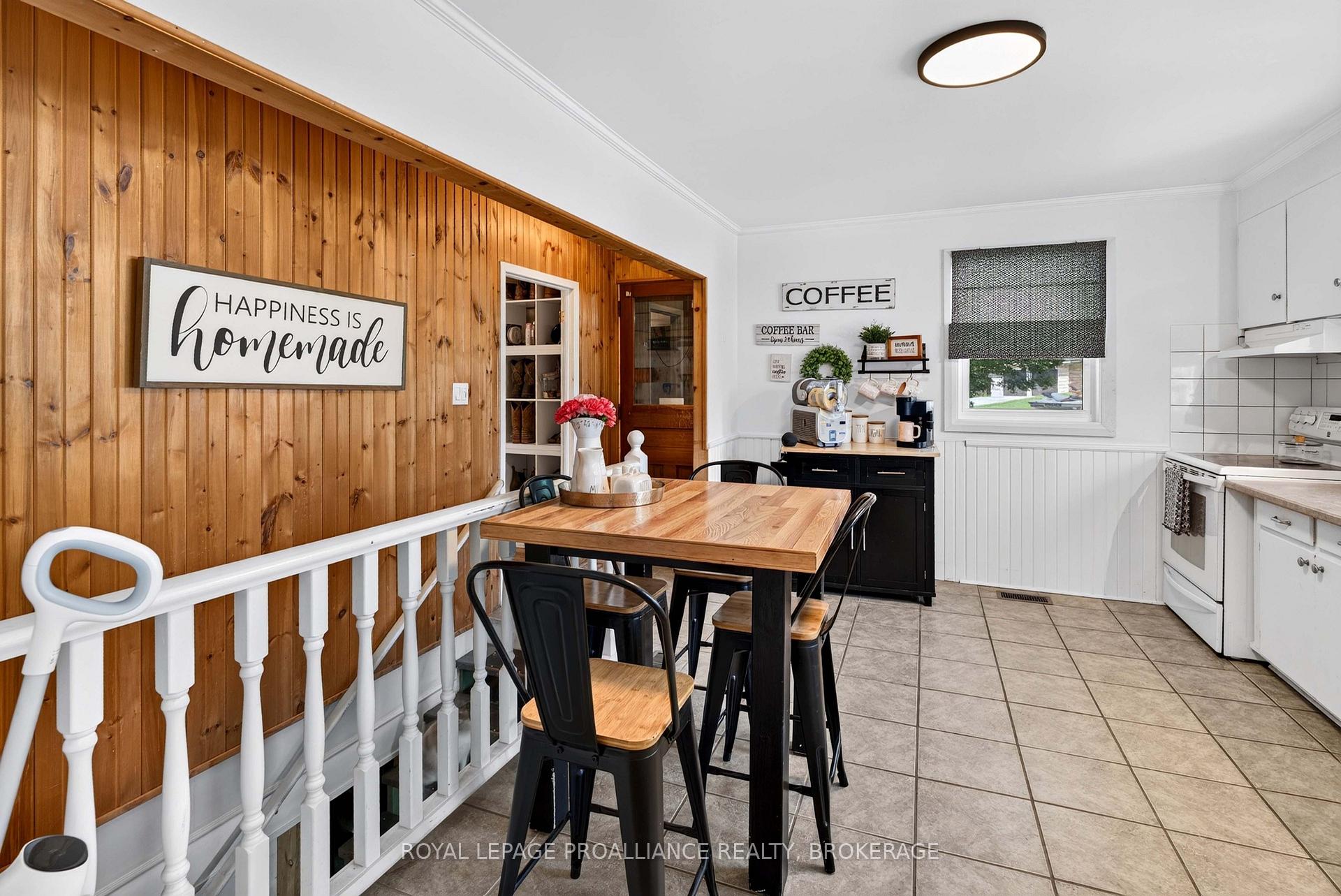 Photo 10 of 26 Mclean Boulevard, Perth, Perth — HOMEH
