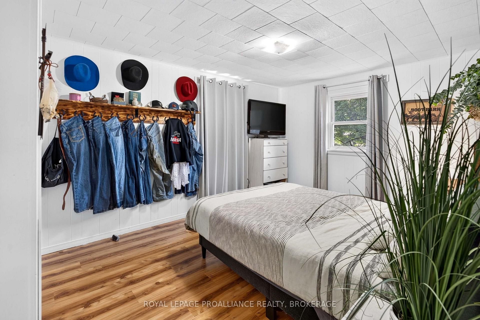 Photo 21 of 26 Mclean Boulevard, Perth, Perth — HOMEH