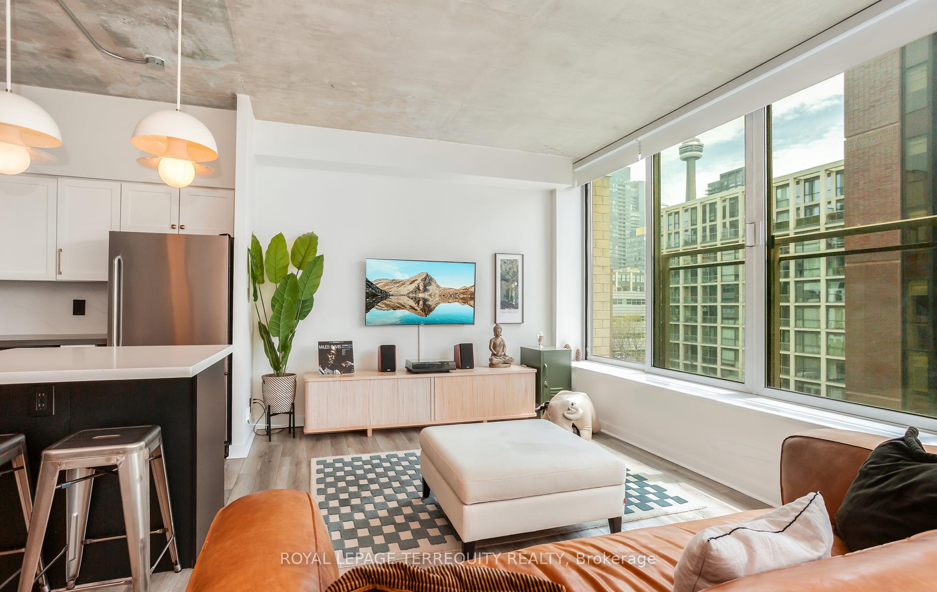 Photo 2 of Unit 704, 50 Camden Street, Toronto, Waterfront Communities — HOMEH