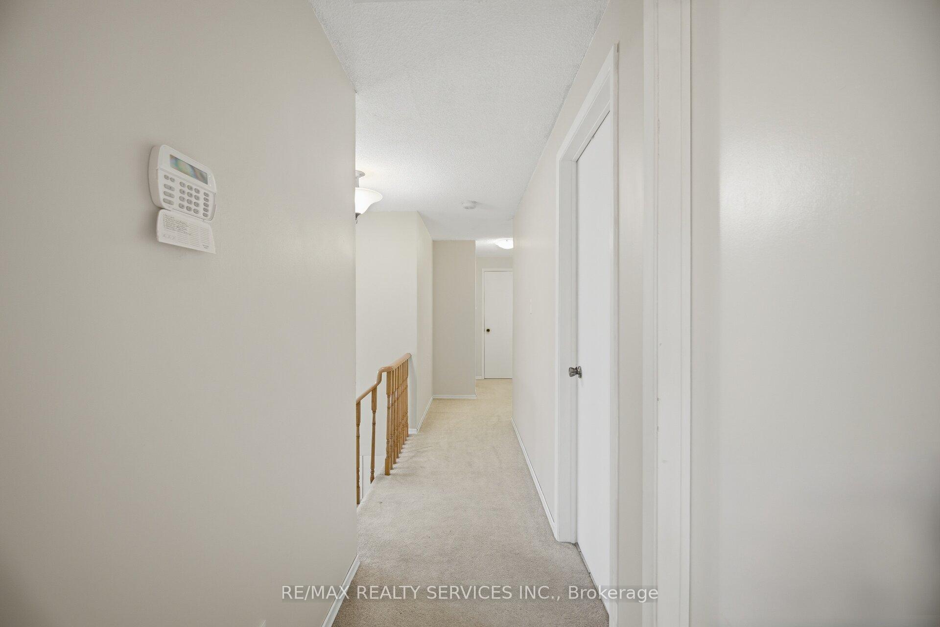 Photo 24 of 172 Morton Way, Brampton, Fletcher's West — HOMEH