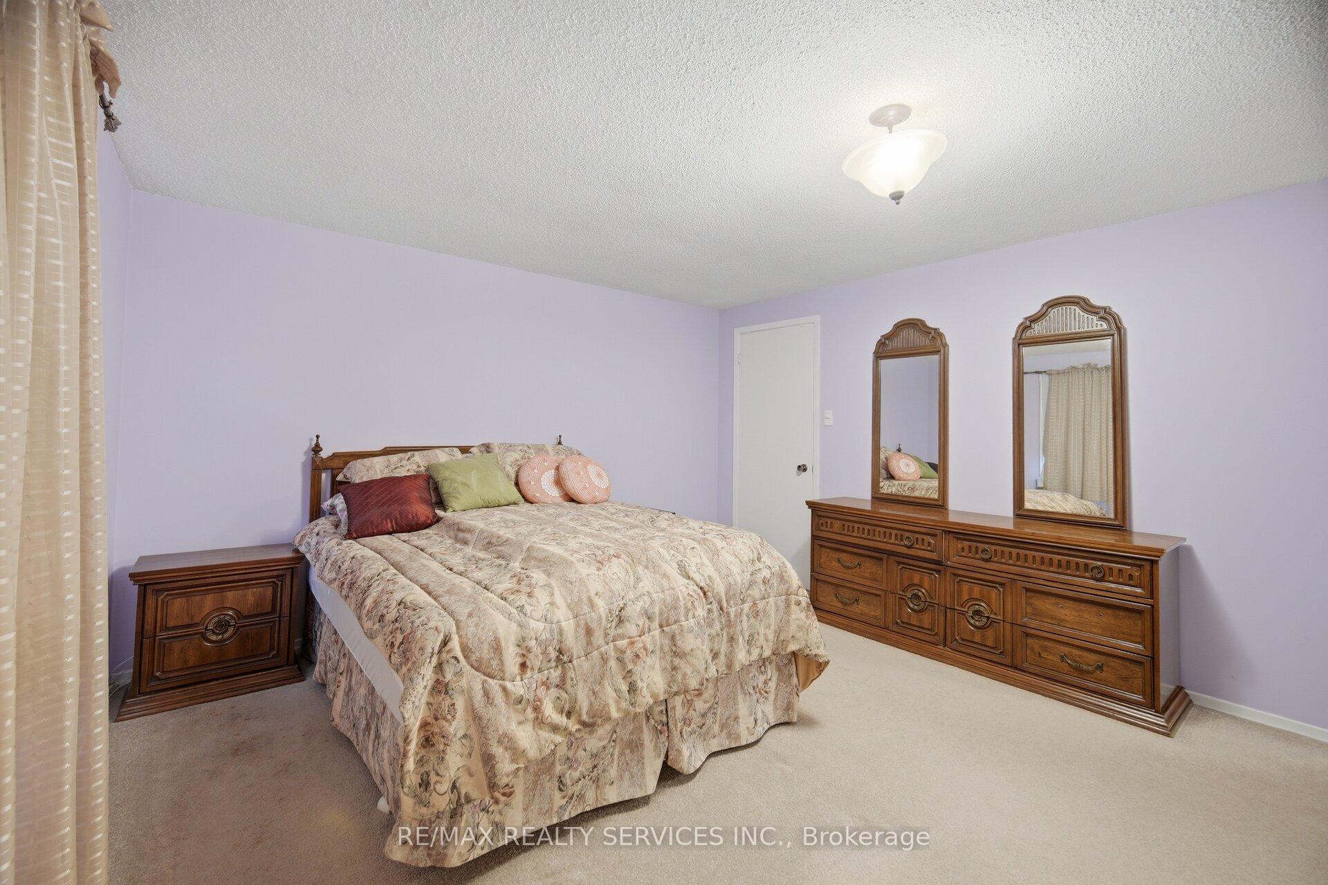 Photo 27 of 172 Morton Way, Brampton, Fletcher's West — HOMEH