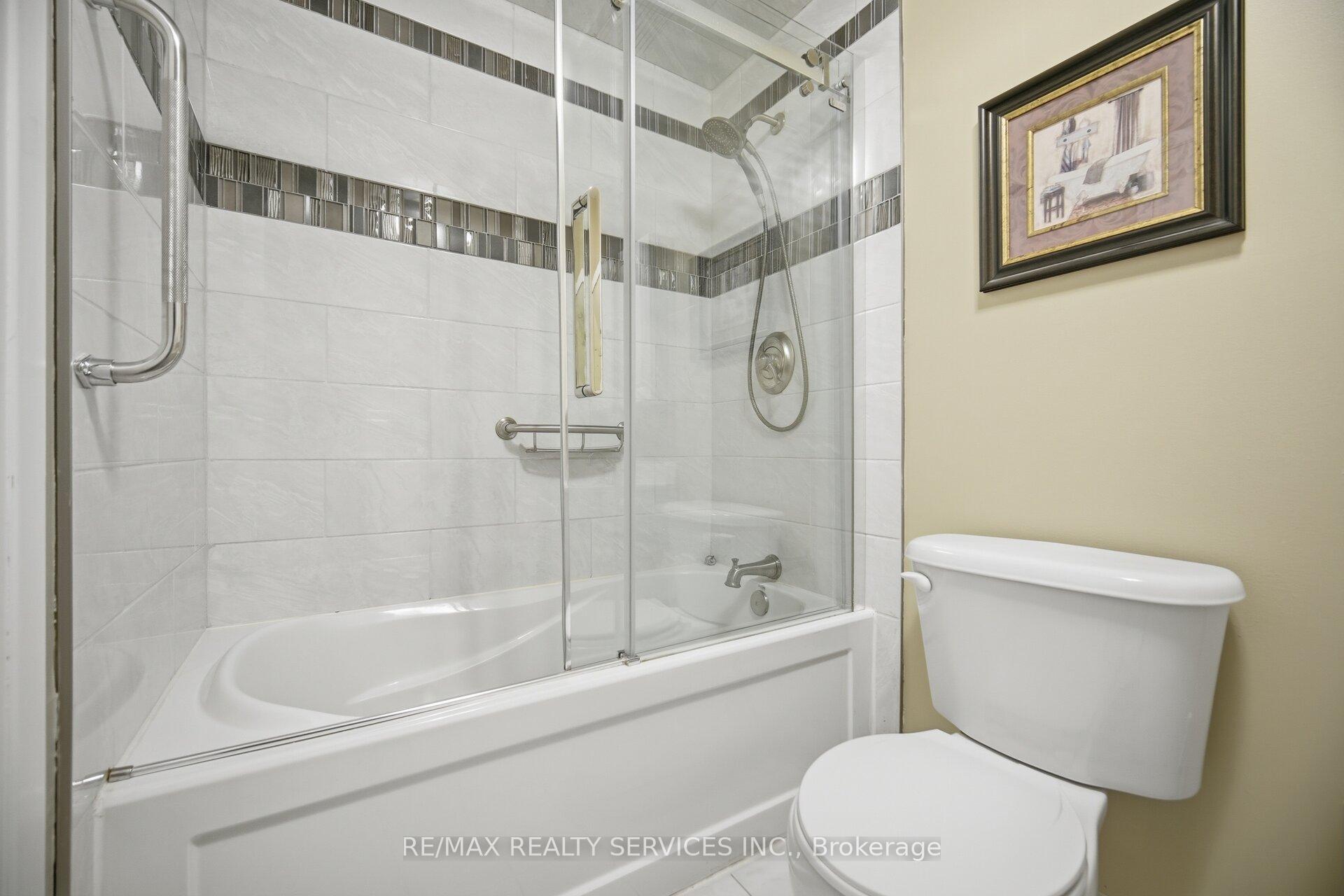 Photo 32 of 172 Morton Way, Brampton, Fletcher's West — HOMEH