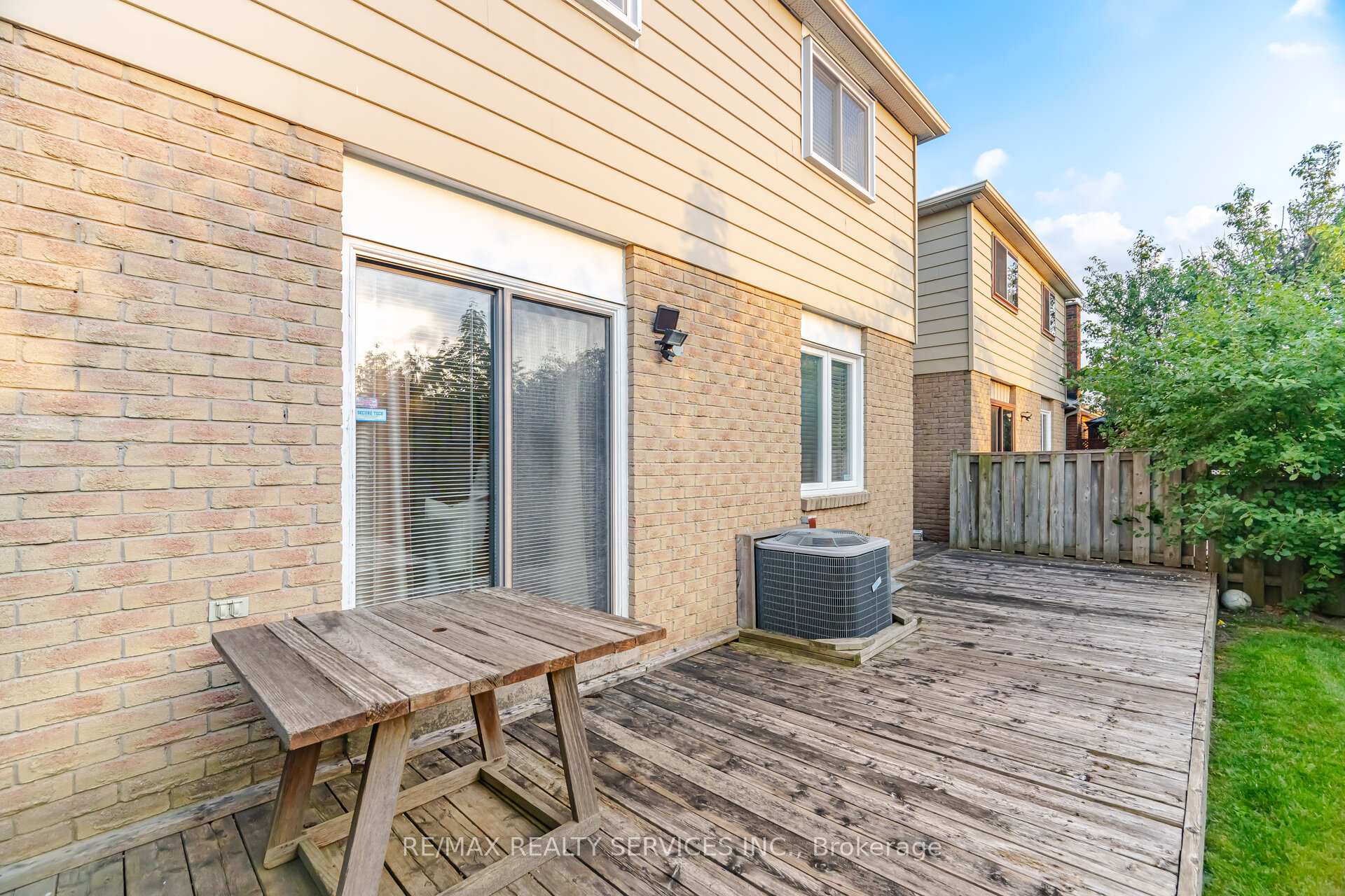 Photo 44 of 172 Morton Way, Brampton, Fletcher's West — HOMEH