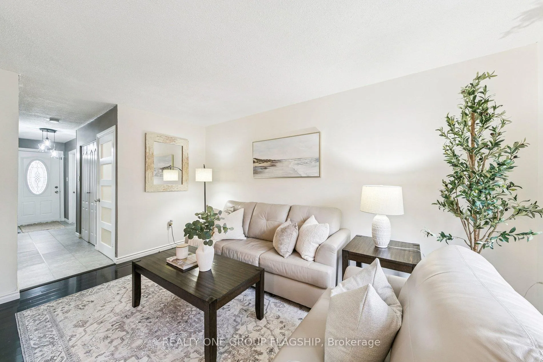 Photo 2 of Unit 137, 100 Quigley Road, Hamilton, Vincent — HOMEH