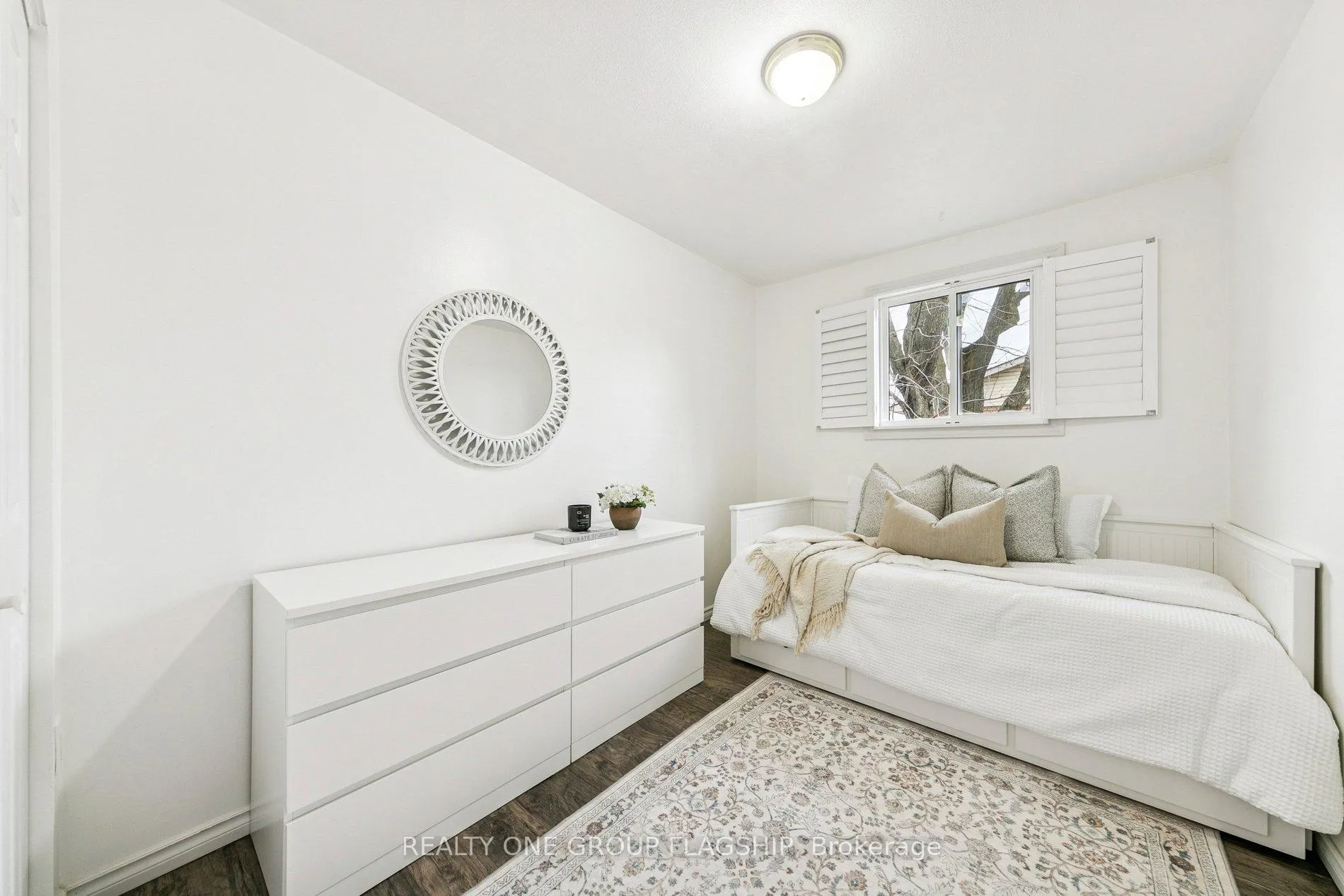 Photo 13 of Unit 137, 100 Quigley Road, Hamilton, Vincent — HOMEH