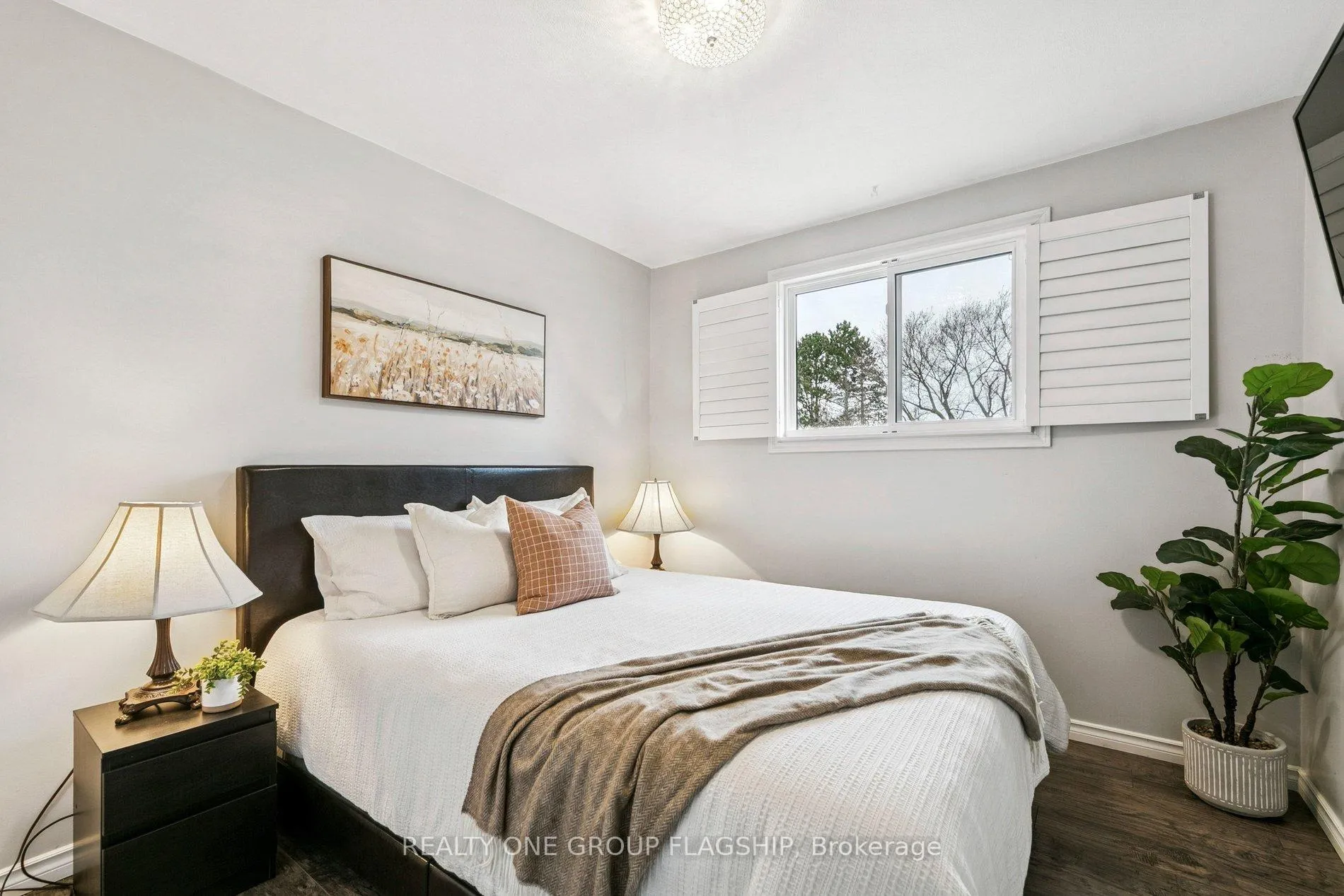 Photo 17 of Unit 137, 100 Quigley Road, Hamilton, Vincent — HOMEH