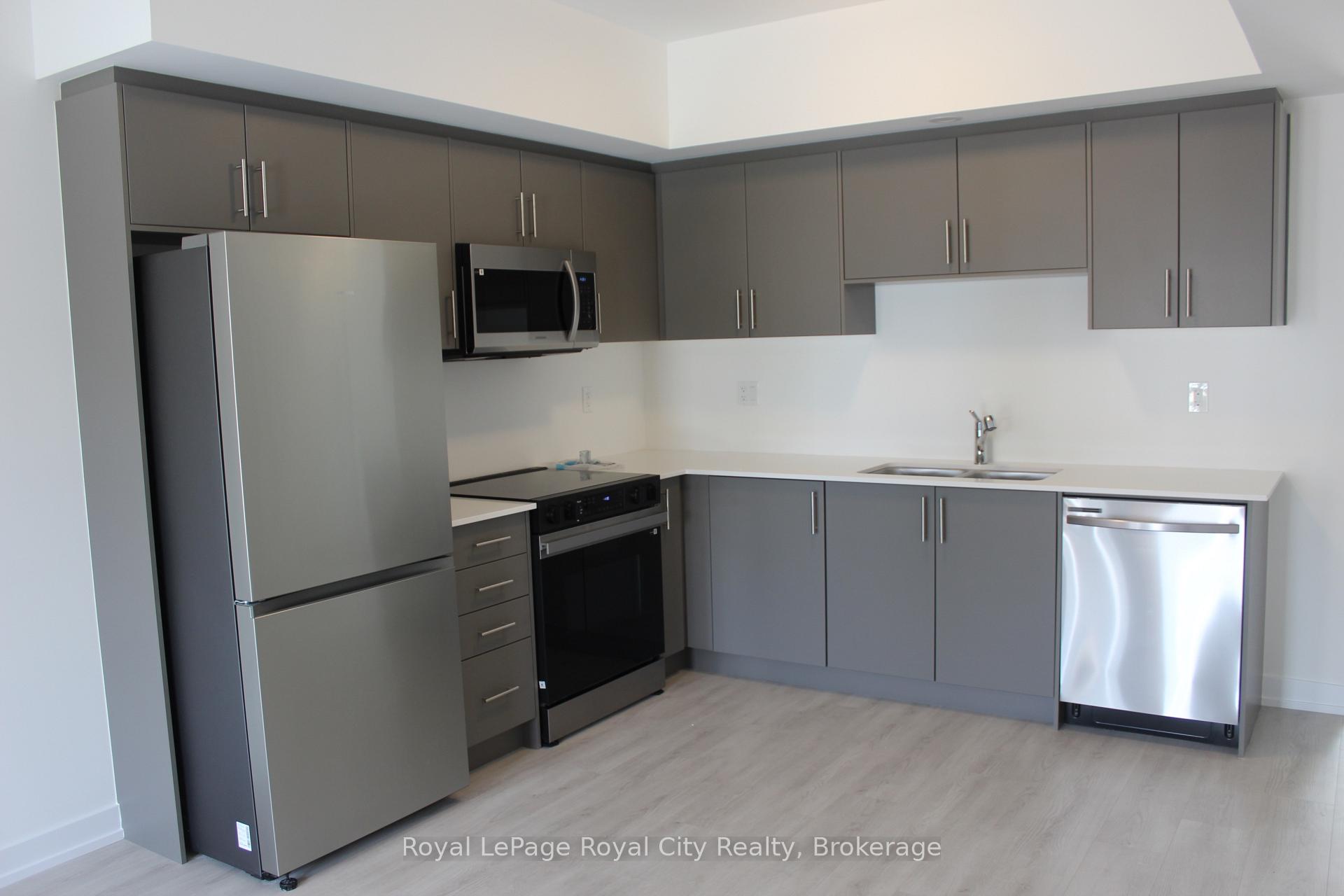 Photo 4 of Unit 60, 42 Lowes Road W, Guelph, Clairfields/Hanlon Business Park — HOMEH
