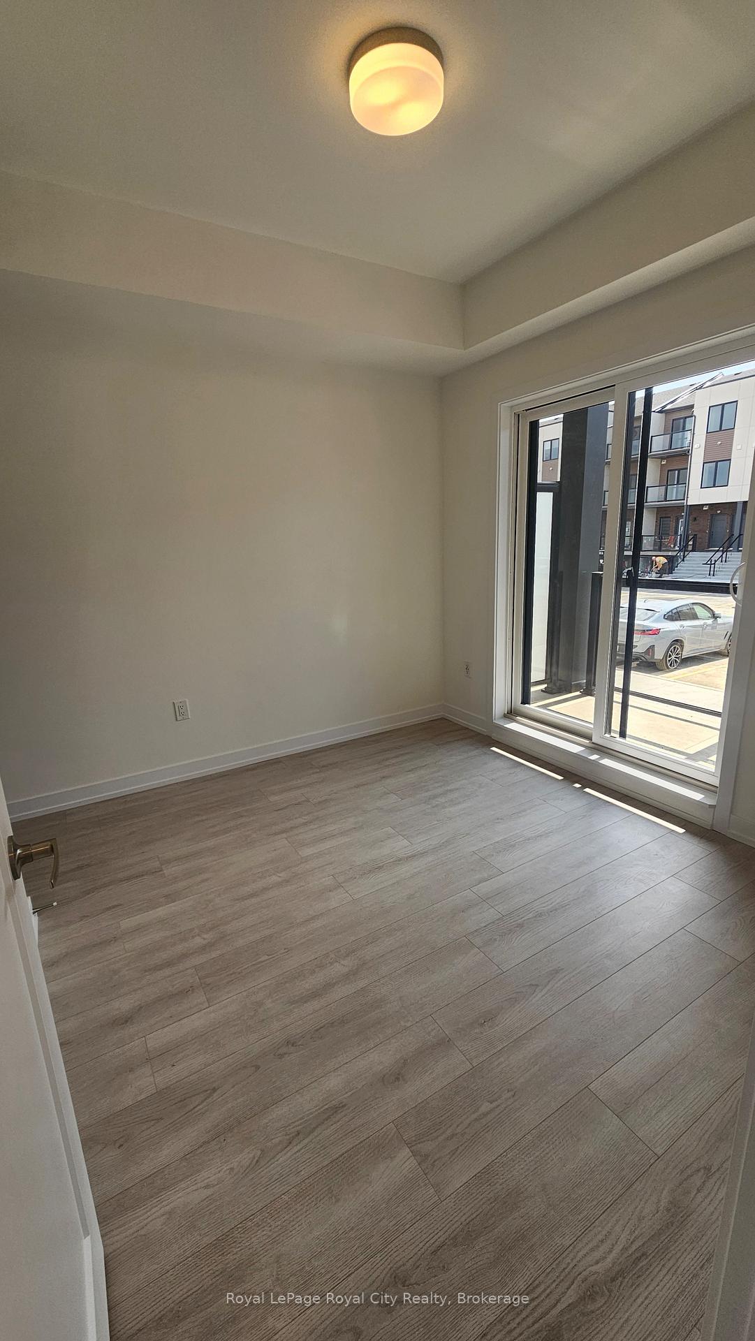 Photo 12 of Unit 60, 42 Lowes Road W, Guelph, Clairfields/Hanlon Business Park — HOMEH