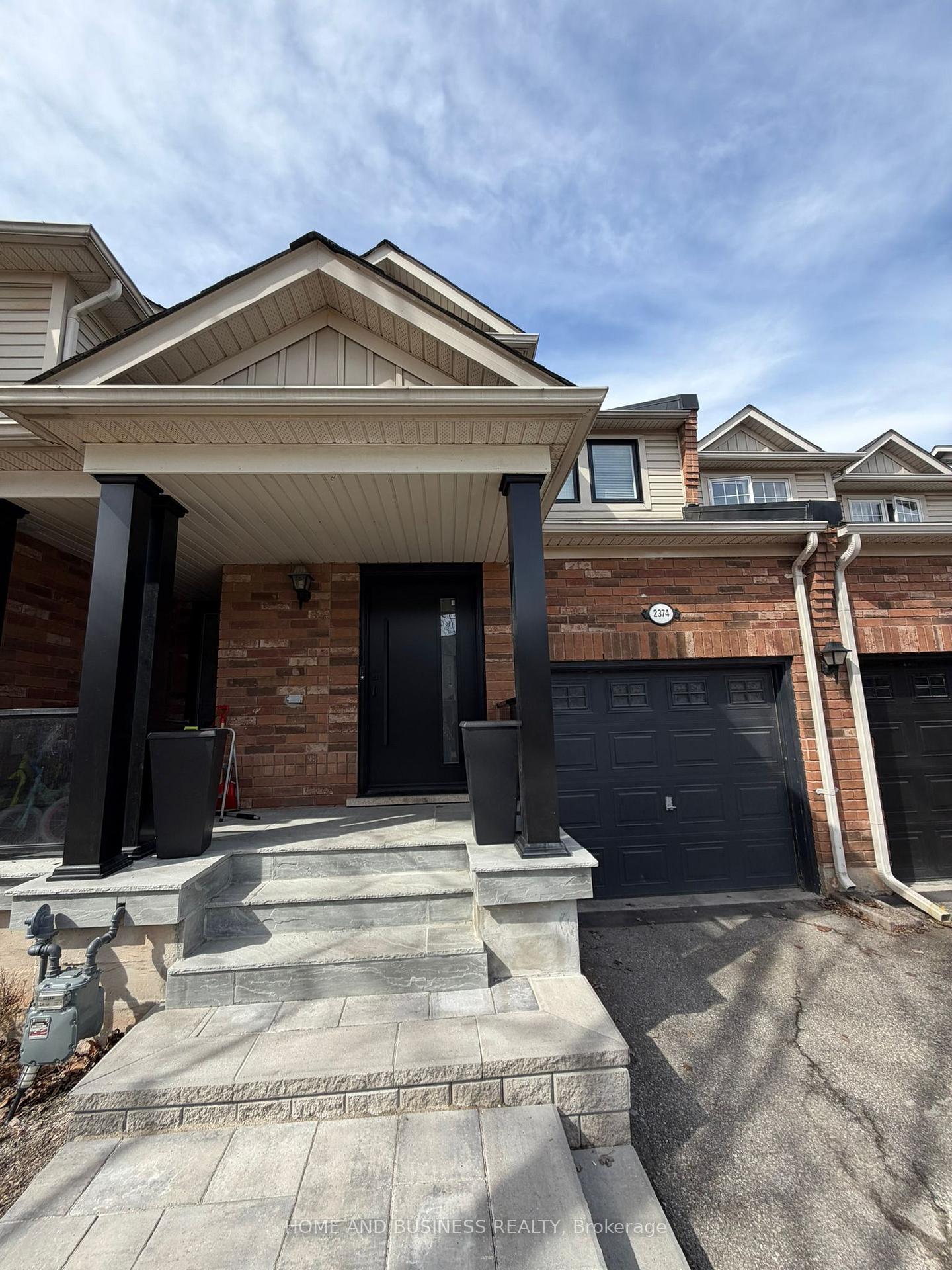 Photo 1 of 2374 Baintree Crescent, Oakville, Westmount — HOMEH