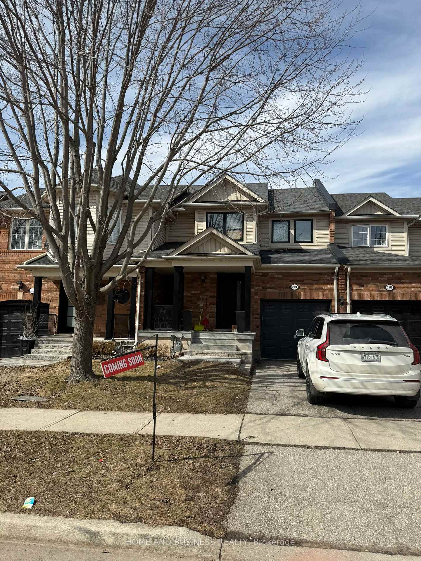 Photo 3 of 2374 Baintree Crescent, Oakville, Westmount — HOMEH
