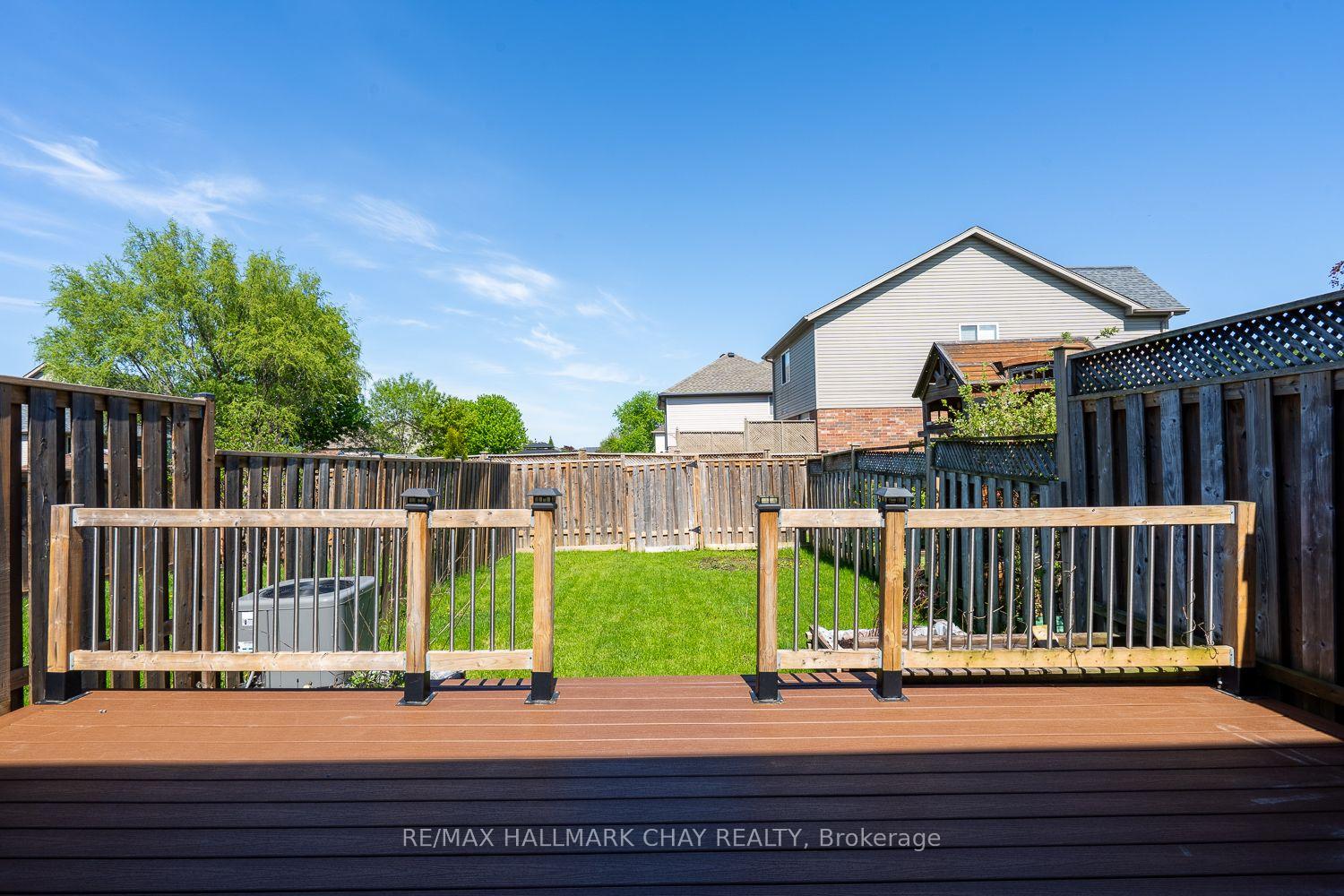 Photo 2 of 15 Wallace Street, New Tecumseth, Alliston — HOMEH