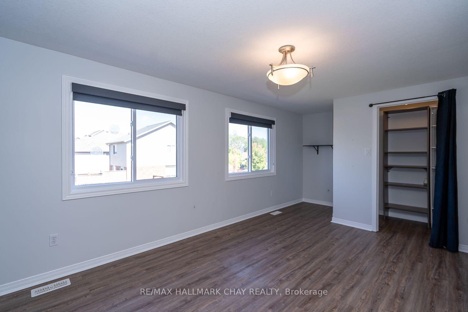 Photo 24 of 15 Wallace Street, New Tecumseth, Alliston — HOMEH