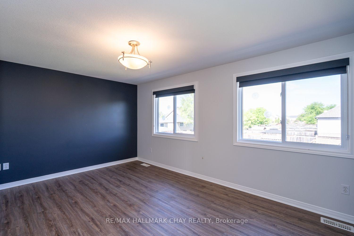 Photo 25 of 15 Wallace Street, New Tecumseth, Alliston — HOMEH
