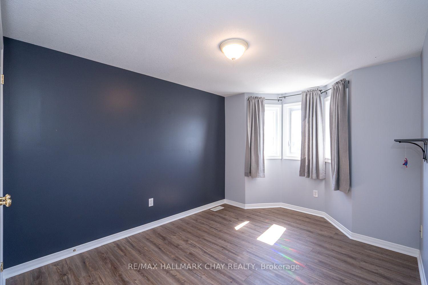 Photo 26 of 15 Wallace Street, New Tecumseth, Alliston — HOMEH