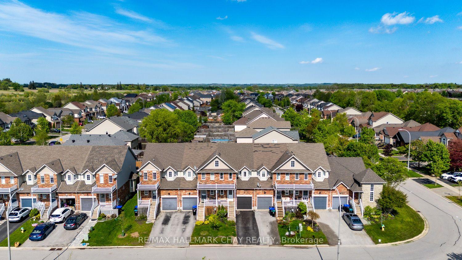 Photo 43 of 15 Wallace Street, New Tecumseth, Alliston — HOMEH