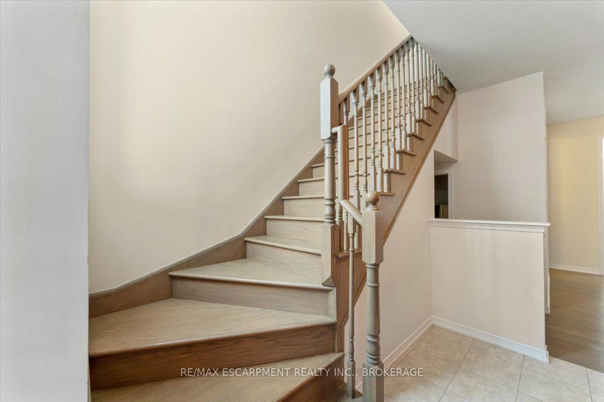 Photo 21 of 13 Steven Drive, Thorold, Hurricane/Merrittville — HOMEH