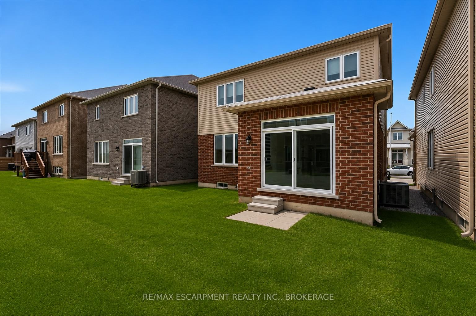 Photo 45 of 13 Steven Drive, Thorold, Hurricane/Merrittville — HOMEH
