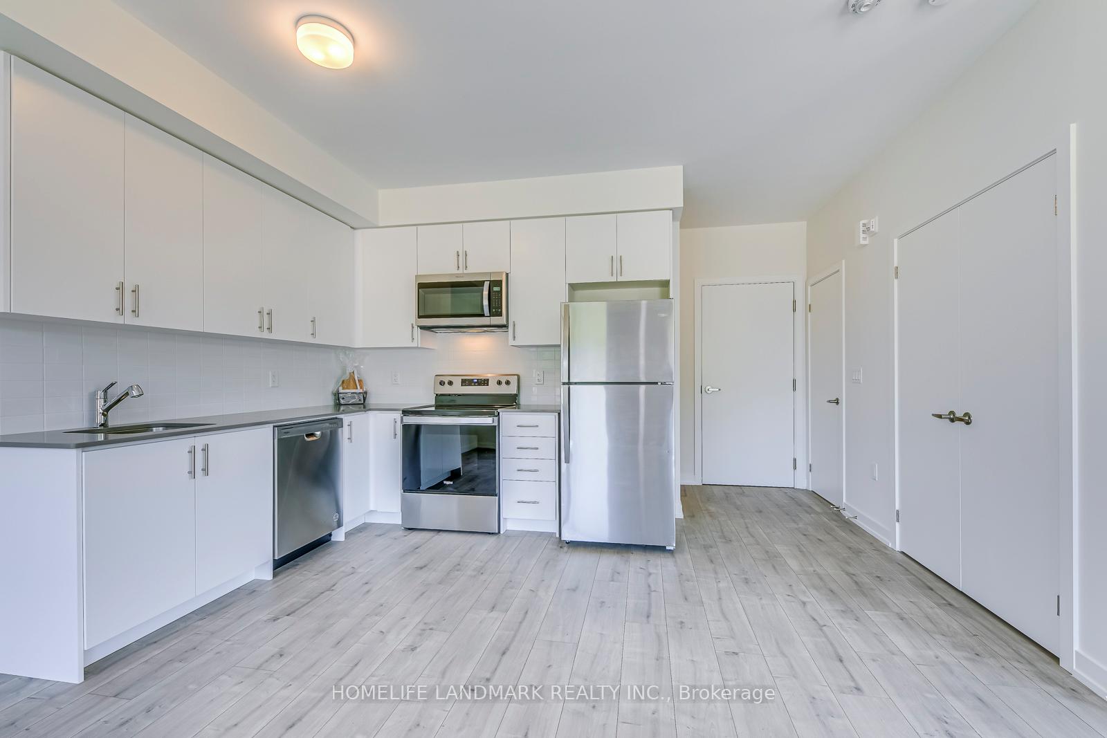 Photo 6 of Unit 14, 3538 Colonial Drive, Mississauga, Erin Mills — HOMEH
