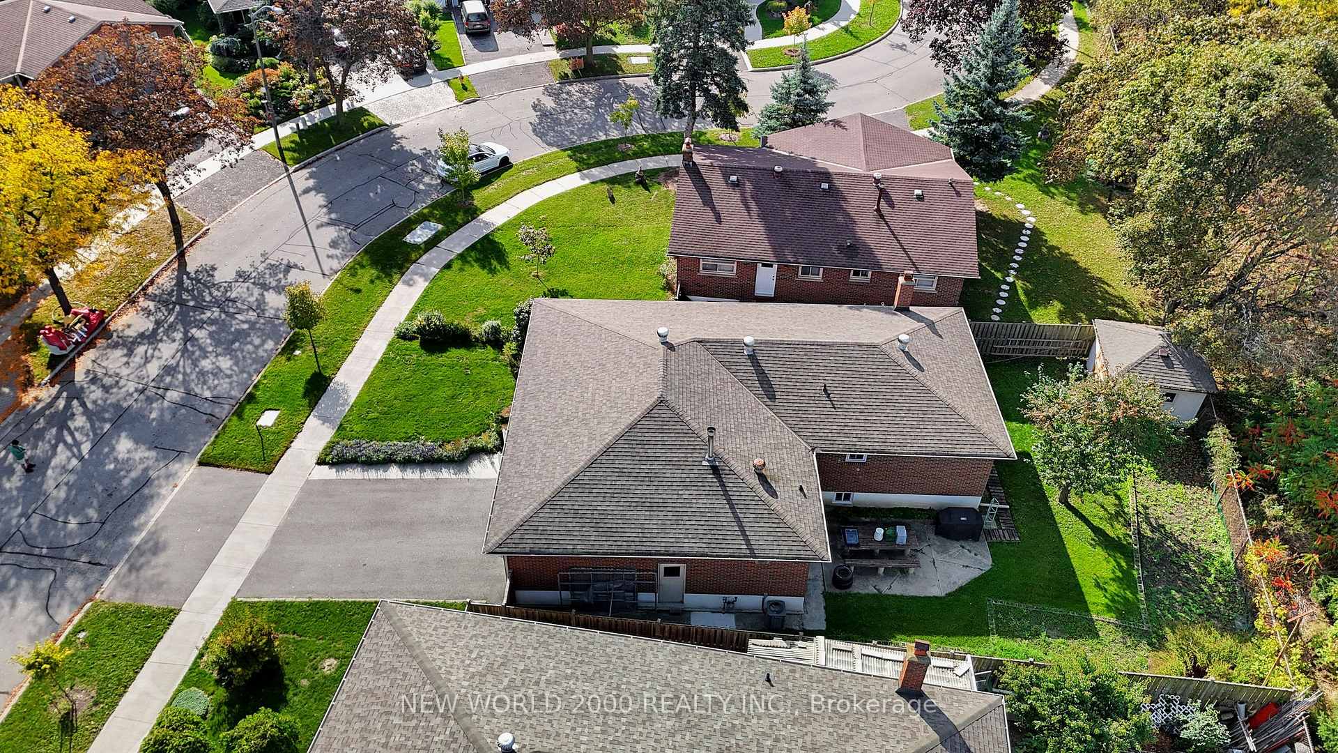 Photo 50 of 17 Squirewood Road, North York, Pleasant View — HOMEH
