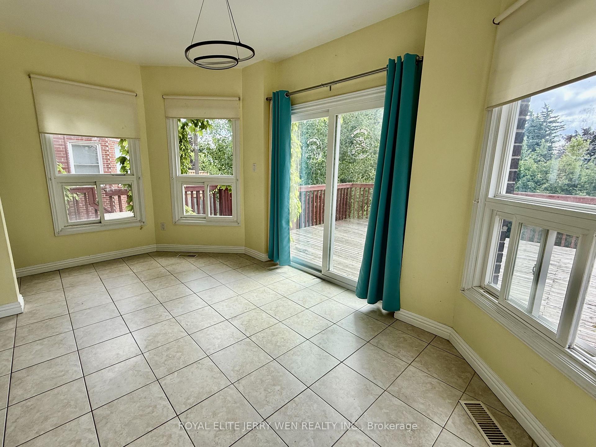 Photo 10 of 10 Kingsboro Road, Markham, Thornlea — HOMEH