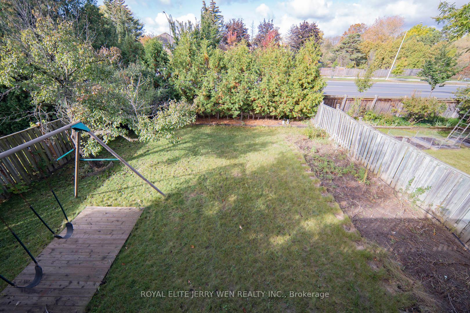 Photo 21 of 10 Kingsboro Road, Markham, Thornlea — HOMEH