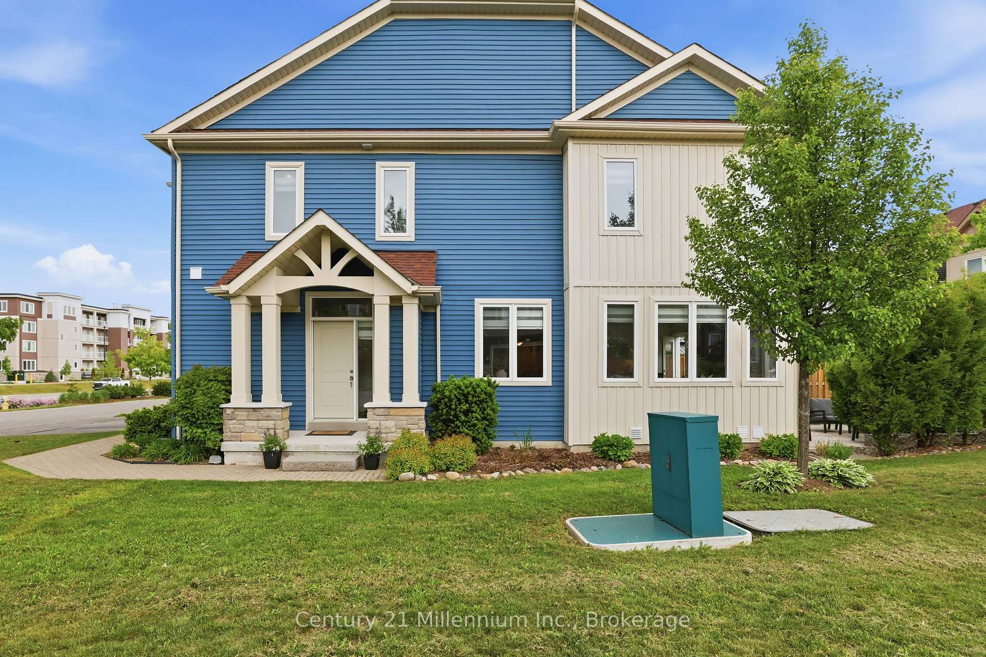 Photo 2 of 46 Greaves Avenue, Collingwood — HOMEH